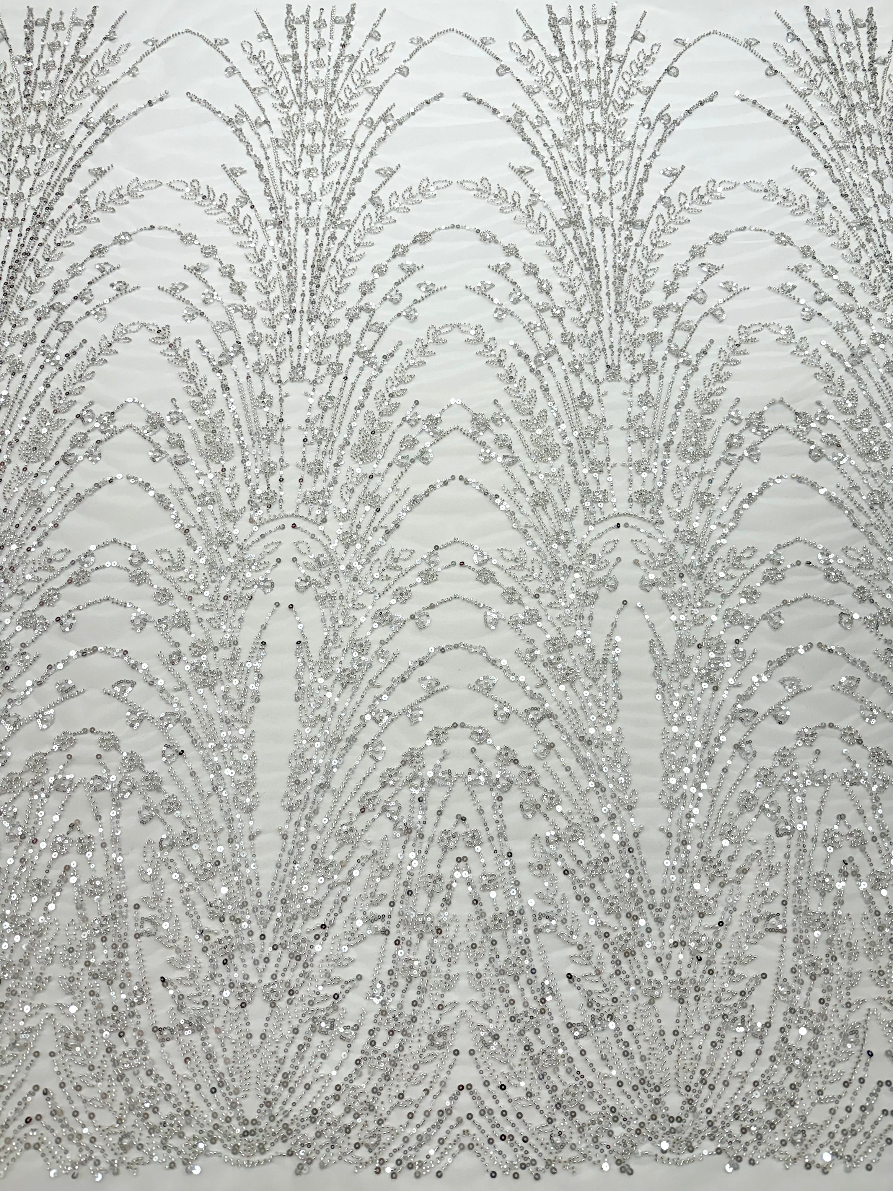 Dantela Argintie pe Tulle Ivory cu Model Geometric, cu Perle, Margele si Paiete