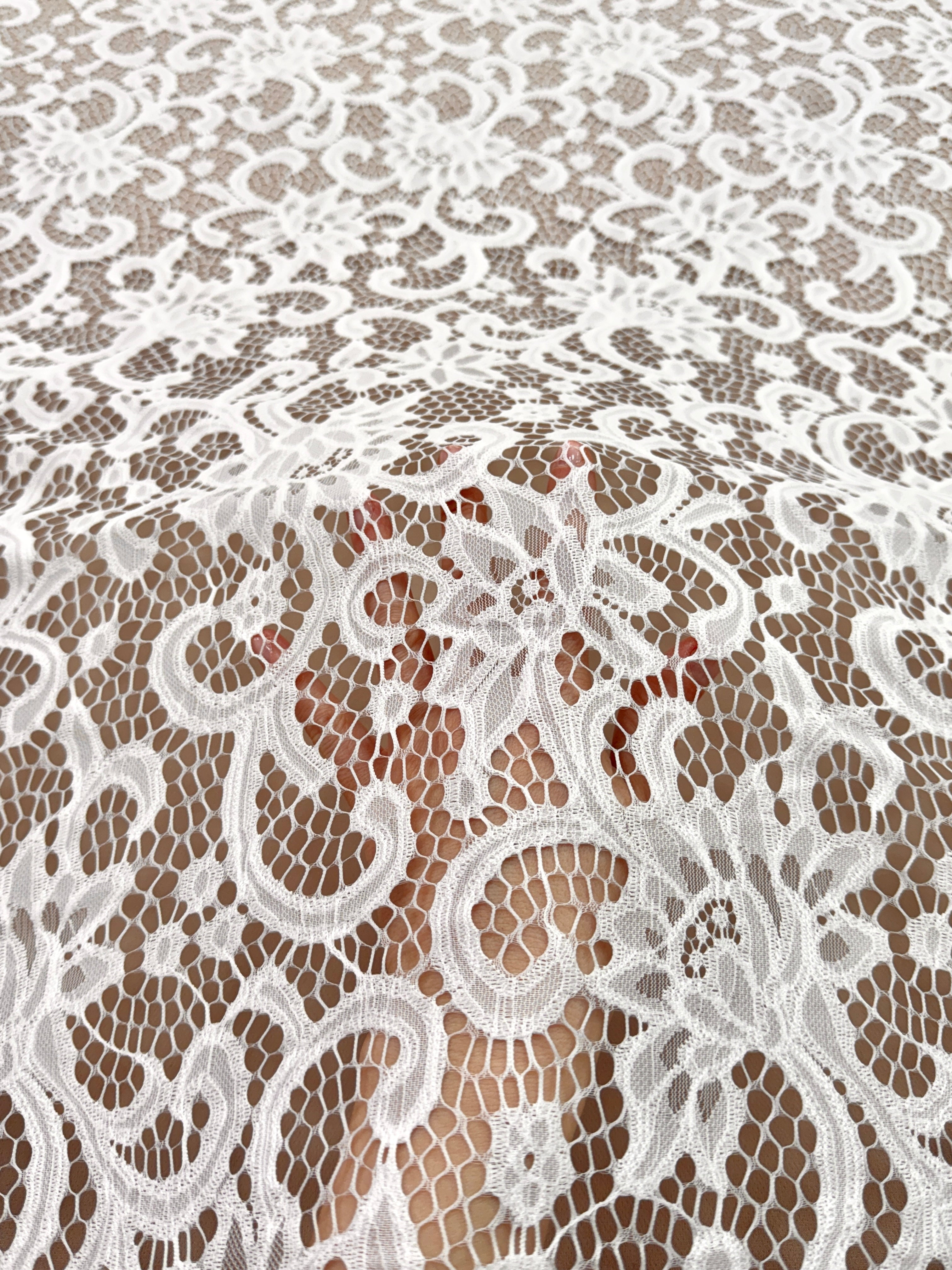 Csipke Chantilly Ivory - Szalag 3 m