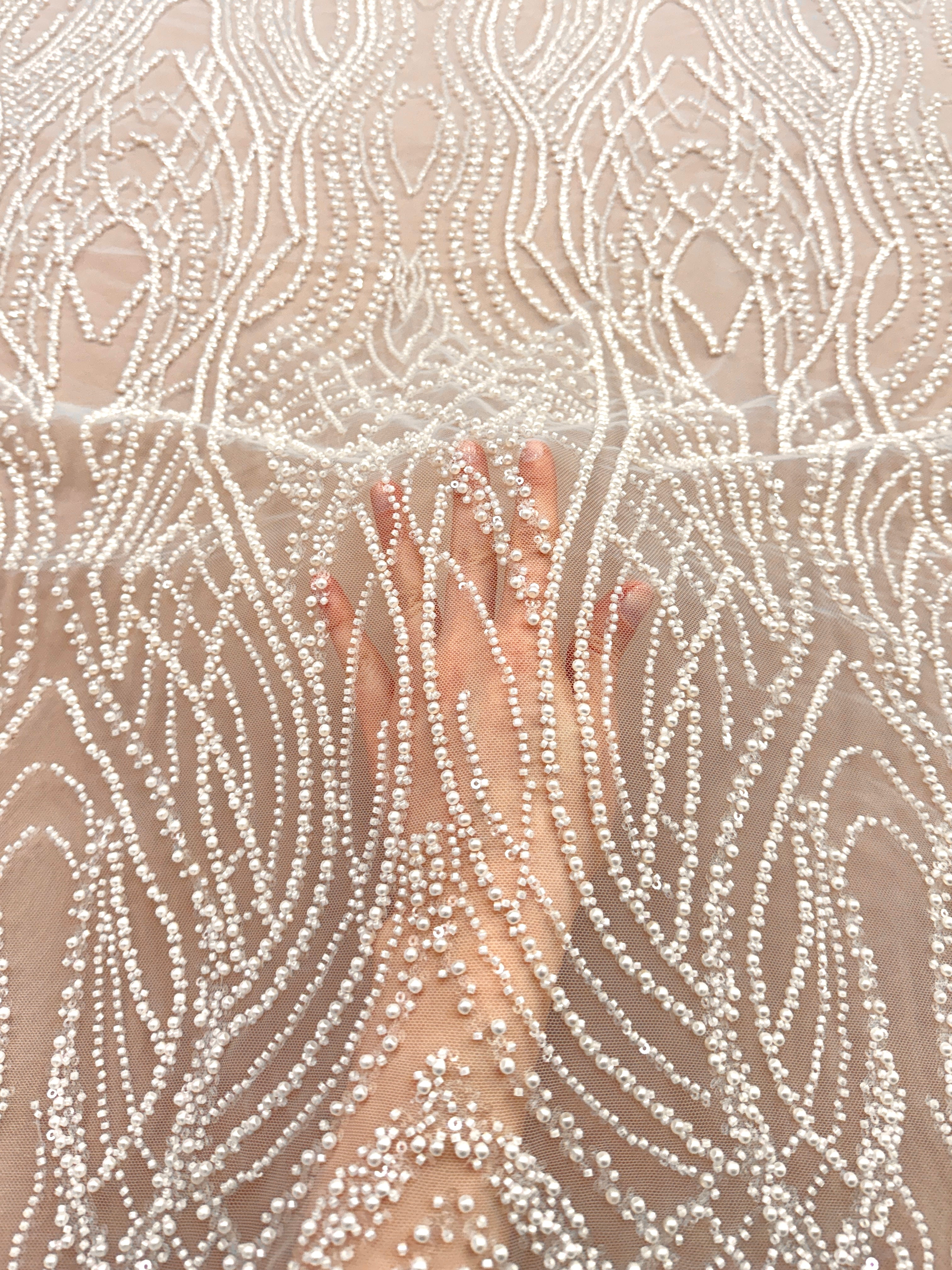 Dantela Couture Ivory cu Perle, Margele si Paiete