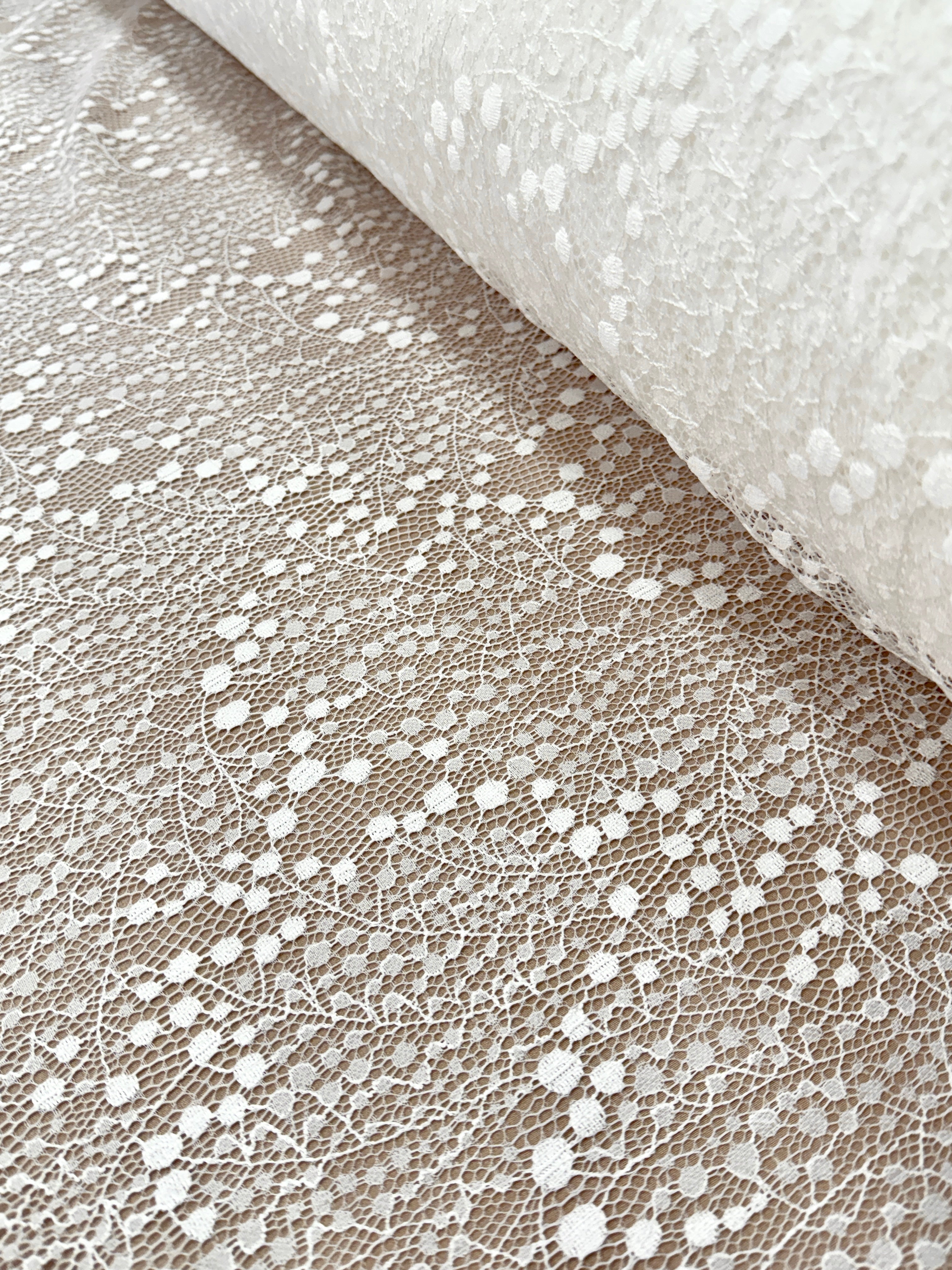 Ivory Chantilly Lace