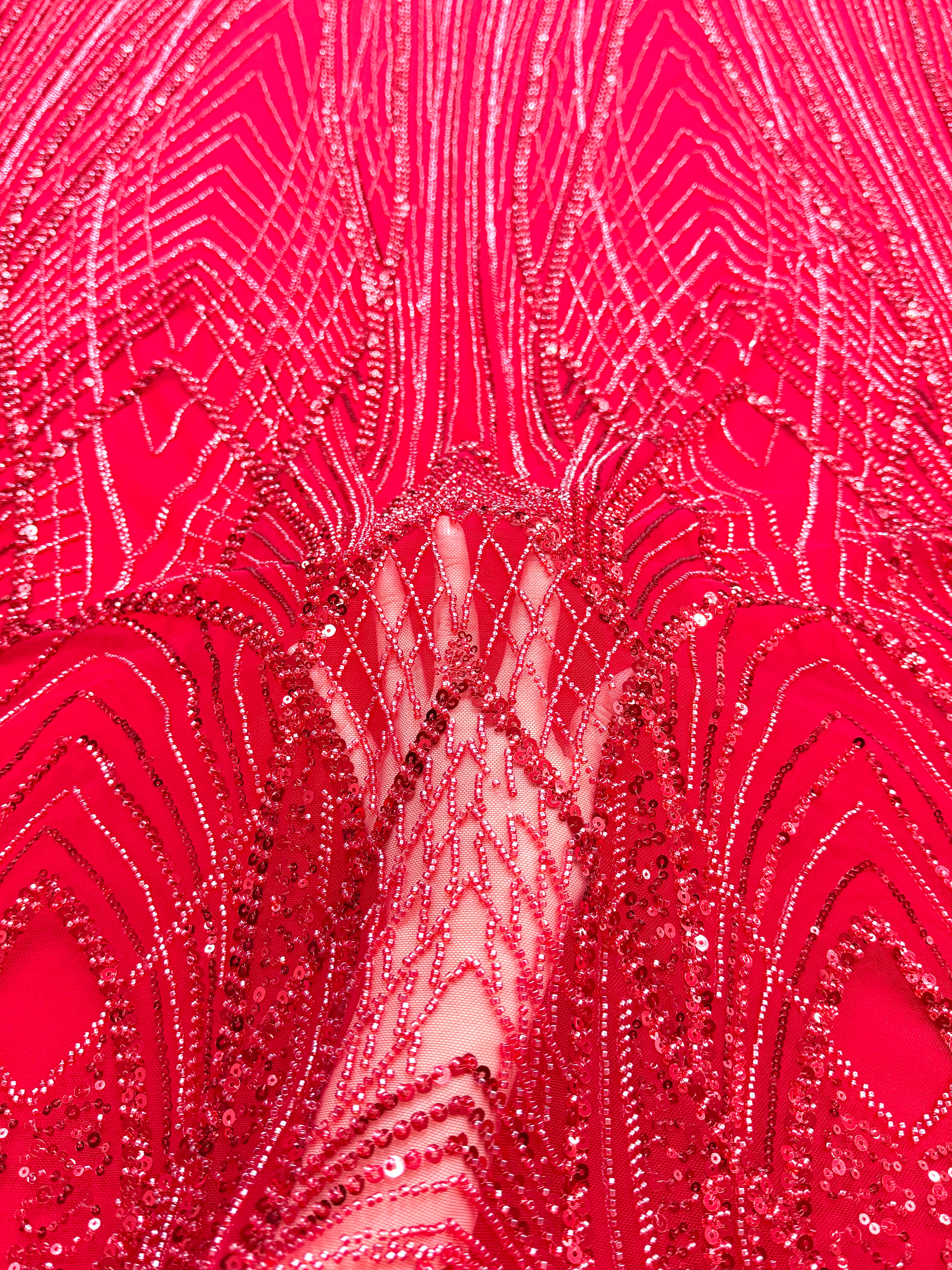 Dantela Couture Rosie cu Panou, cu Margele si Paiete