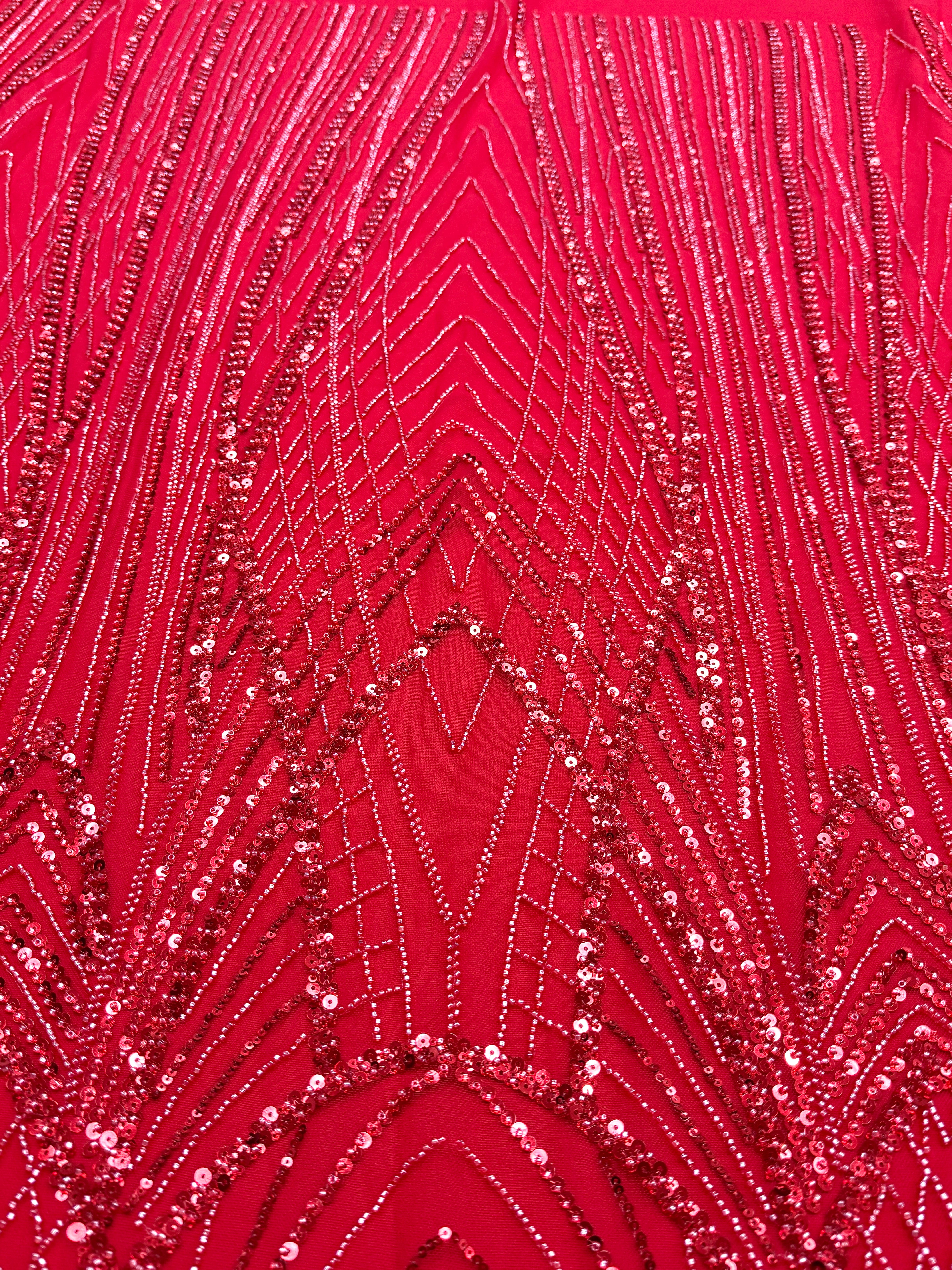 Dantela Couture Rosie cu Panou, cu Margele si Paiete