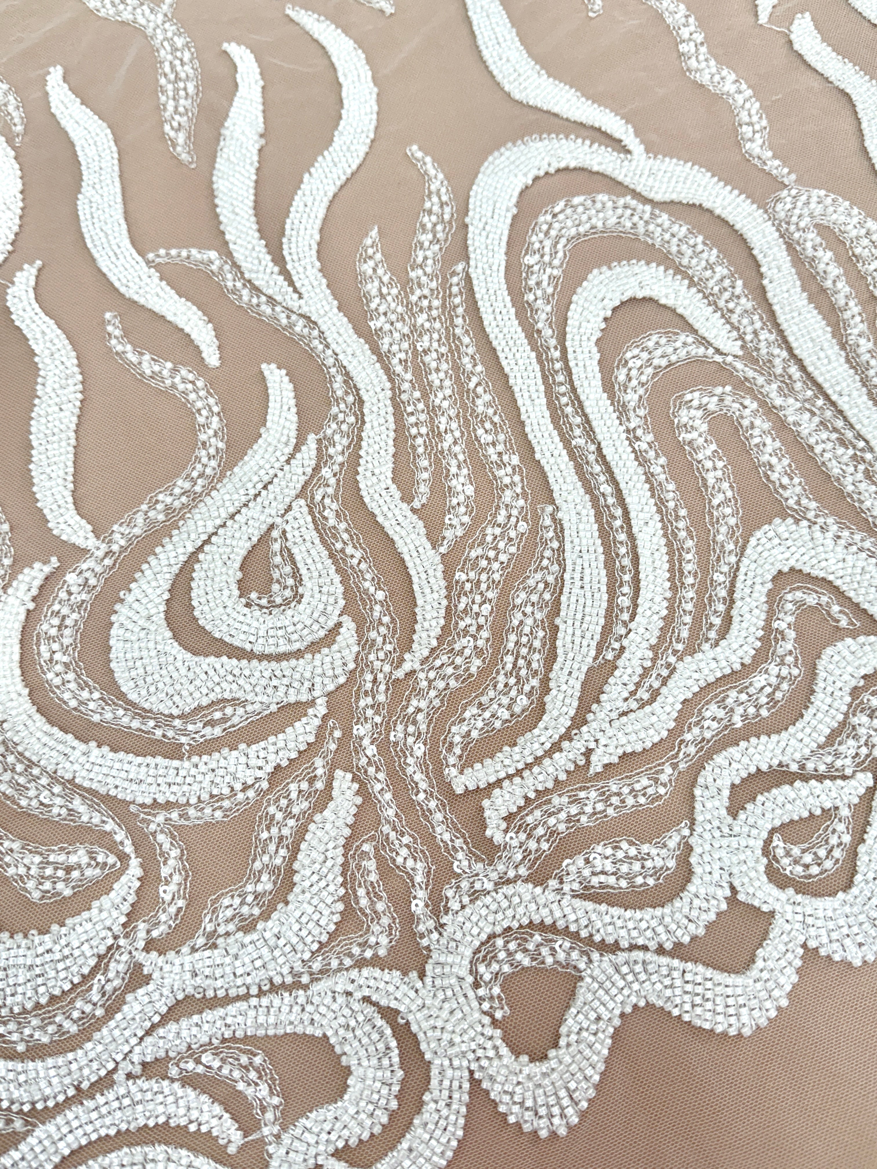 Dantela Ivory cu Model Geometric, cu Margele si Paiete