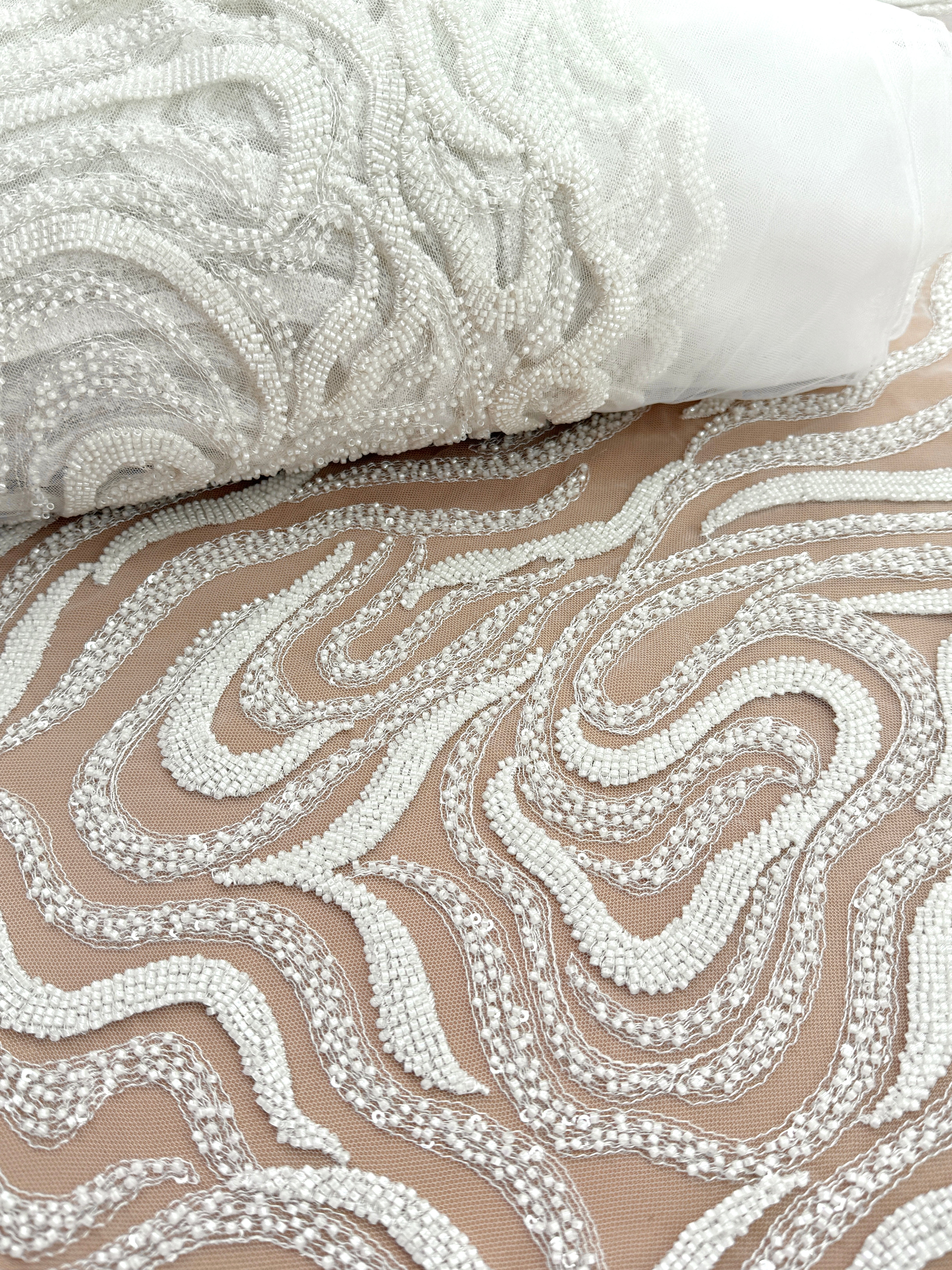 Dantela Ivory cu Model Geometric, cu Margele si Paiete