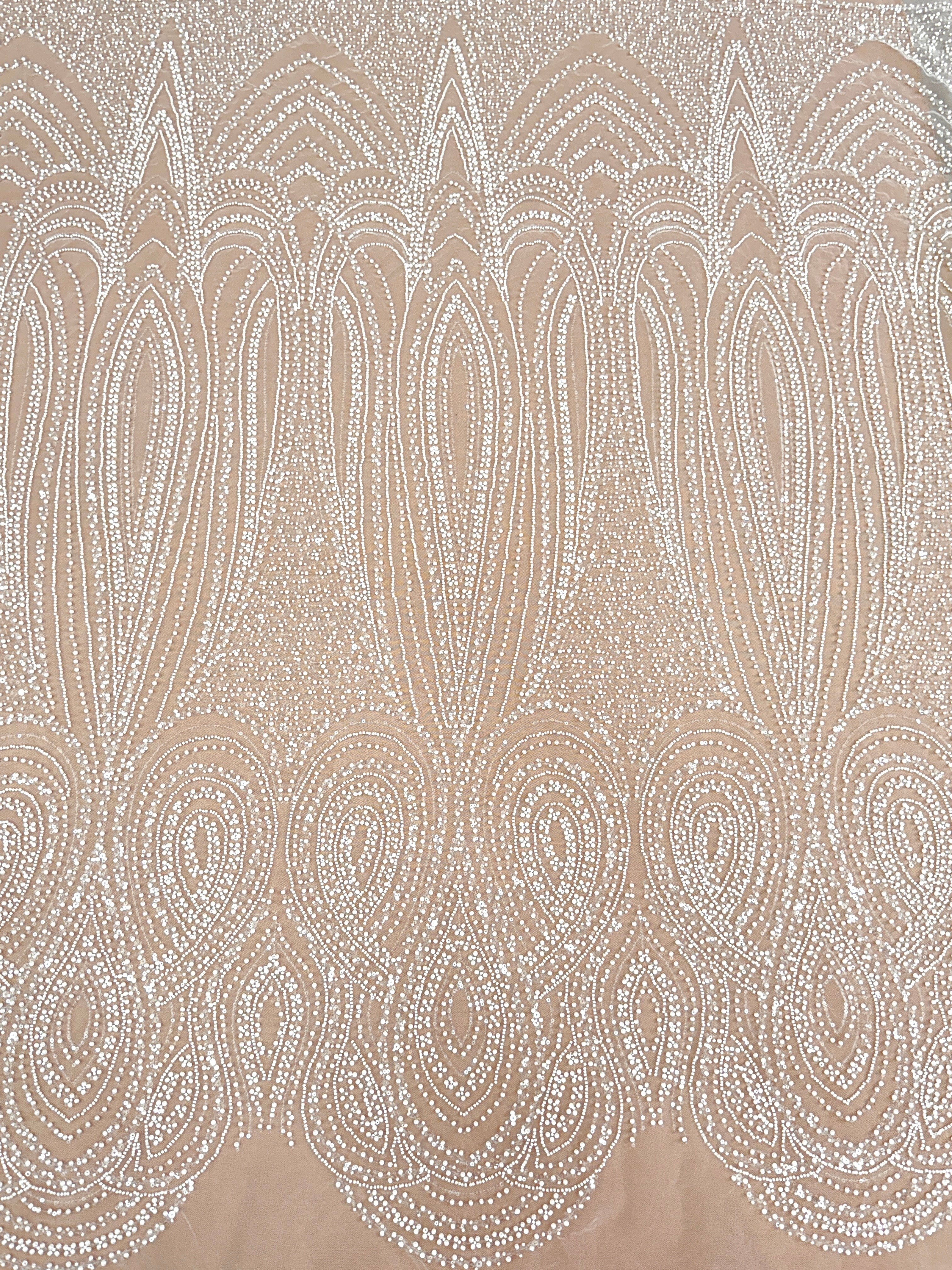 Dantela Ivory cu Model Geometric, cu Perle, Margele si Paiete