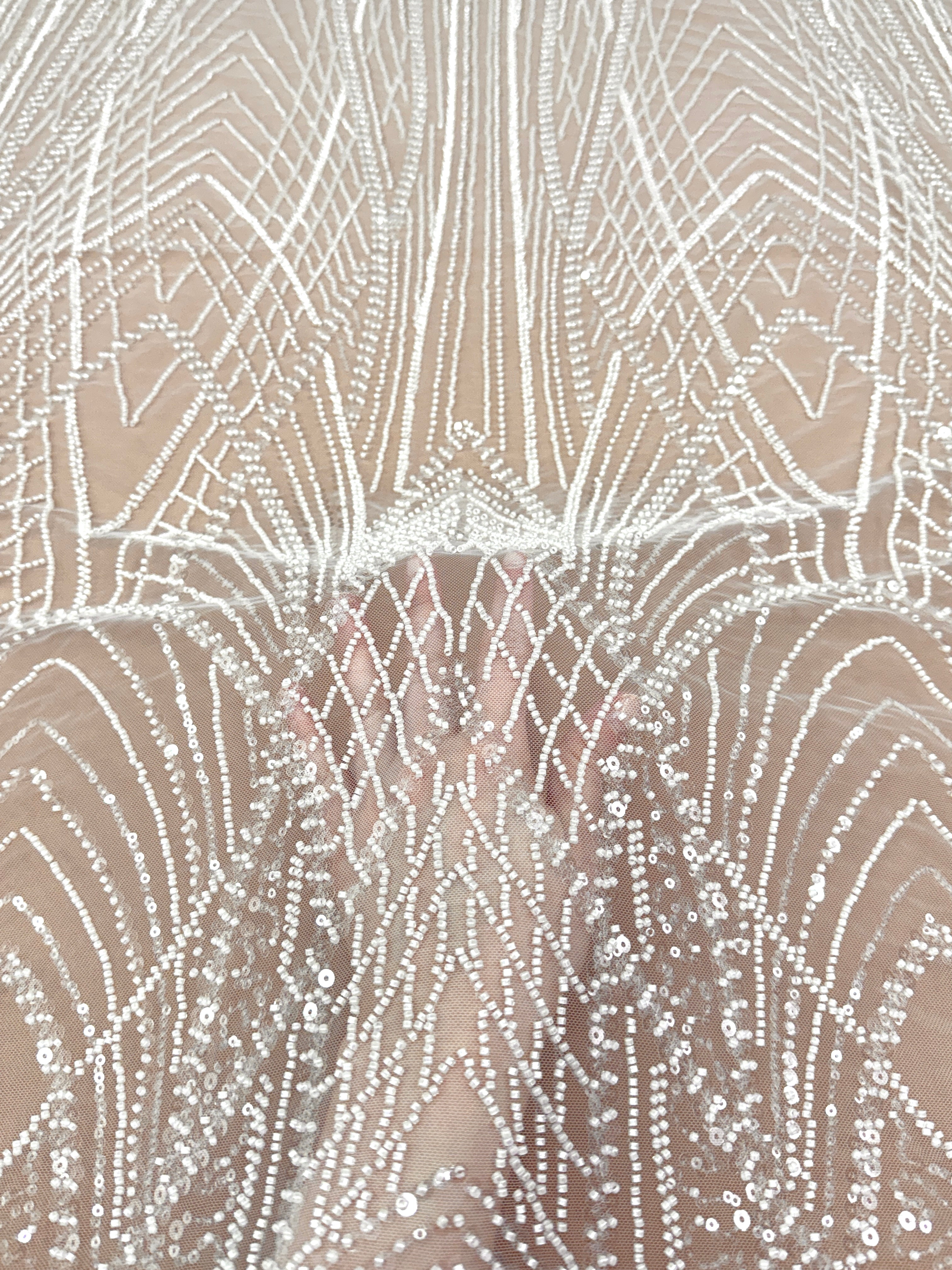 Dantela Couture Ivory cu Panou, cu Margele si Paiete