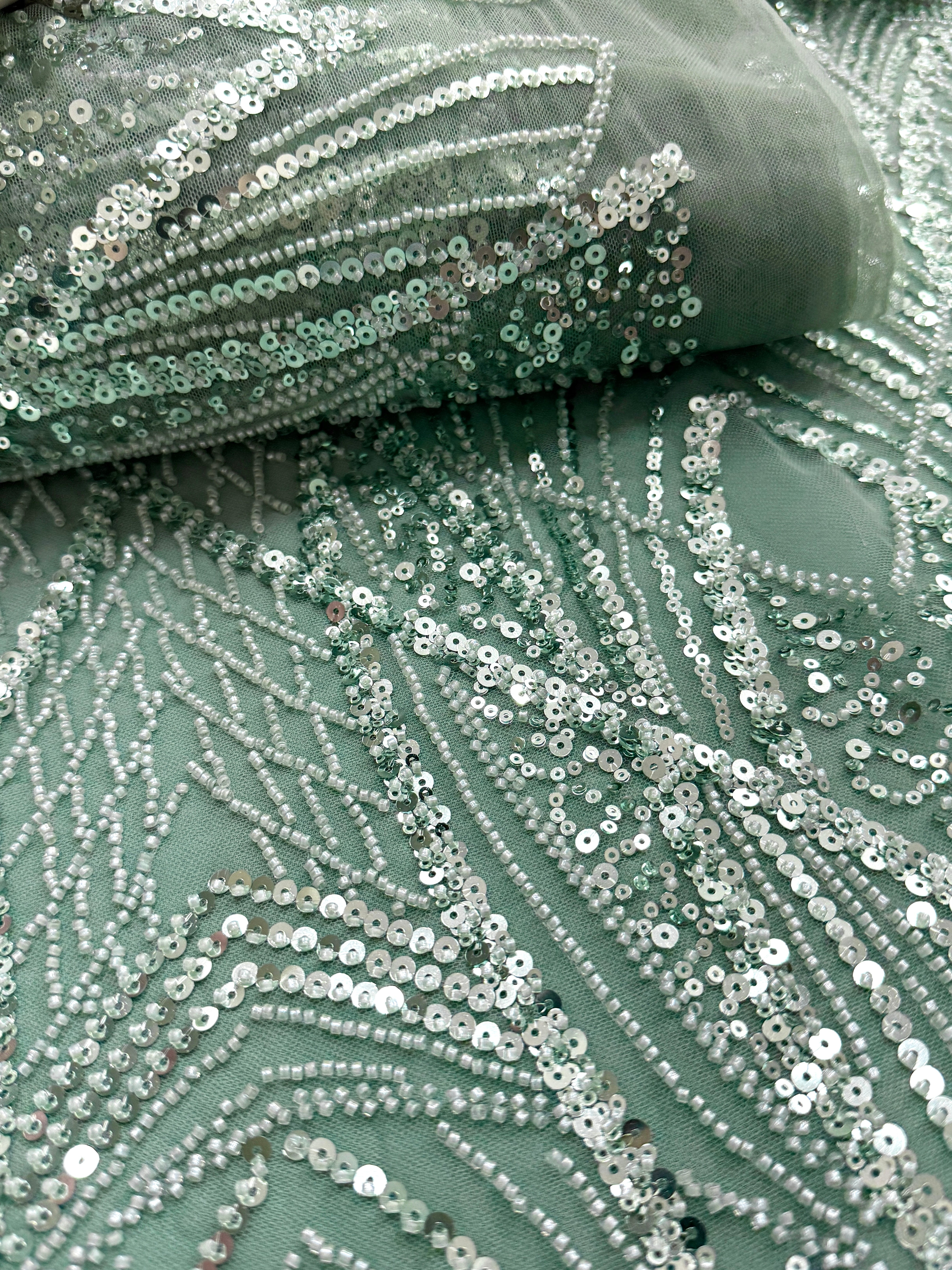 Dantela Couture Verde Prafuit cu Panou, cu Margele si Paiete