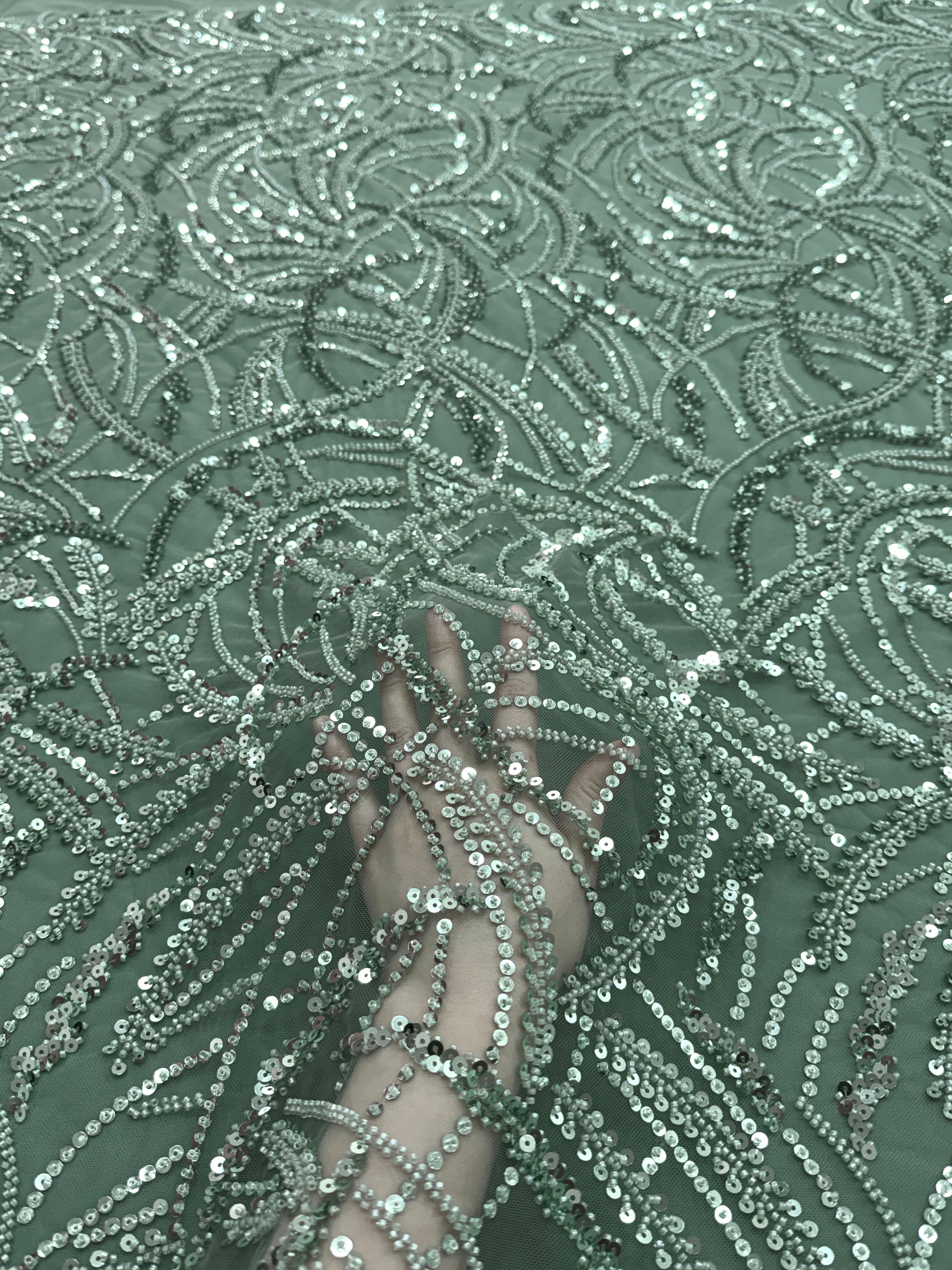 Dantela Couture Verde Prafuit cu Model Geometric, cu Margele si Paiete