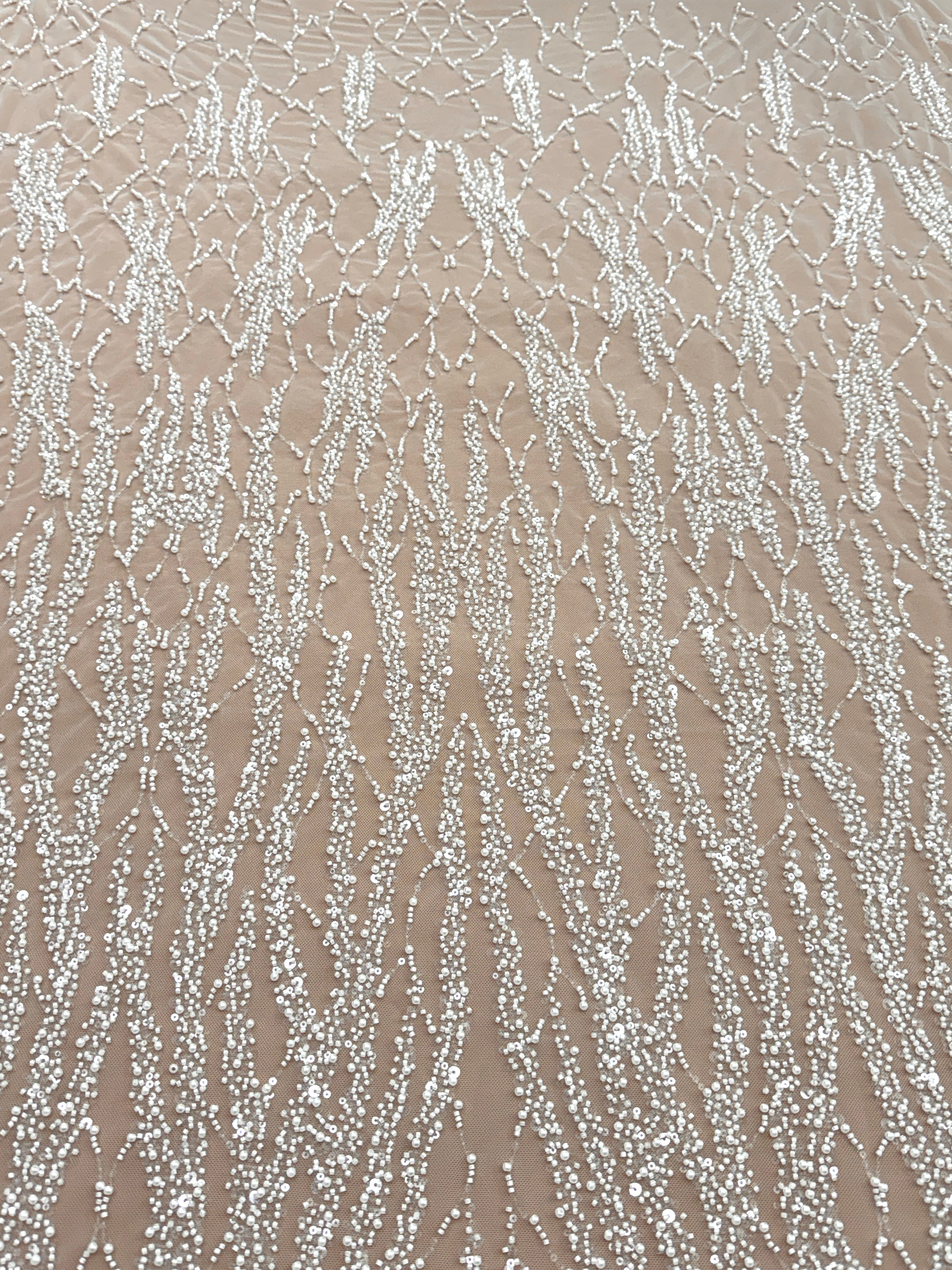 Dantela Couture Ivory cu Siraguri, cu Perle, Margele si Paiete
