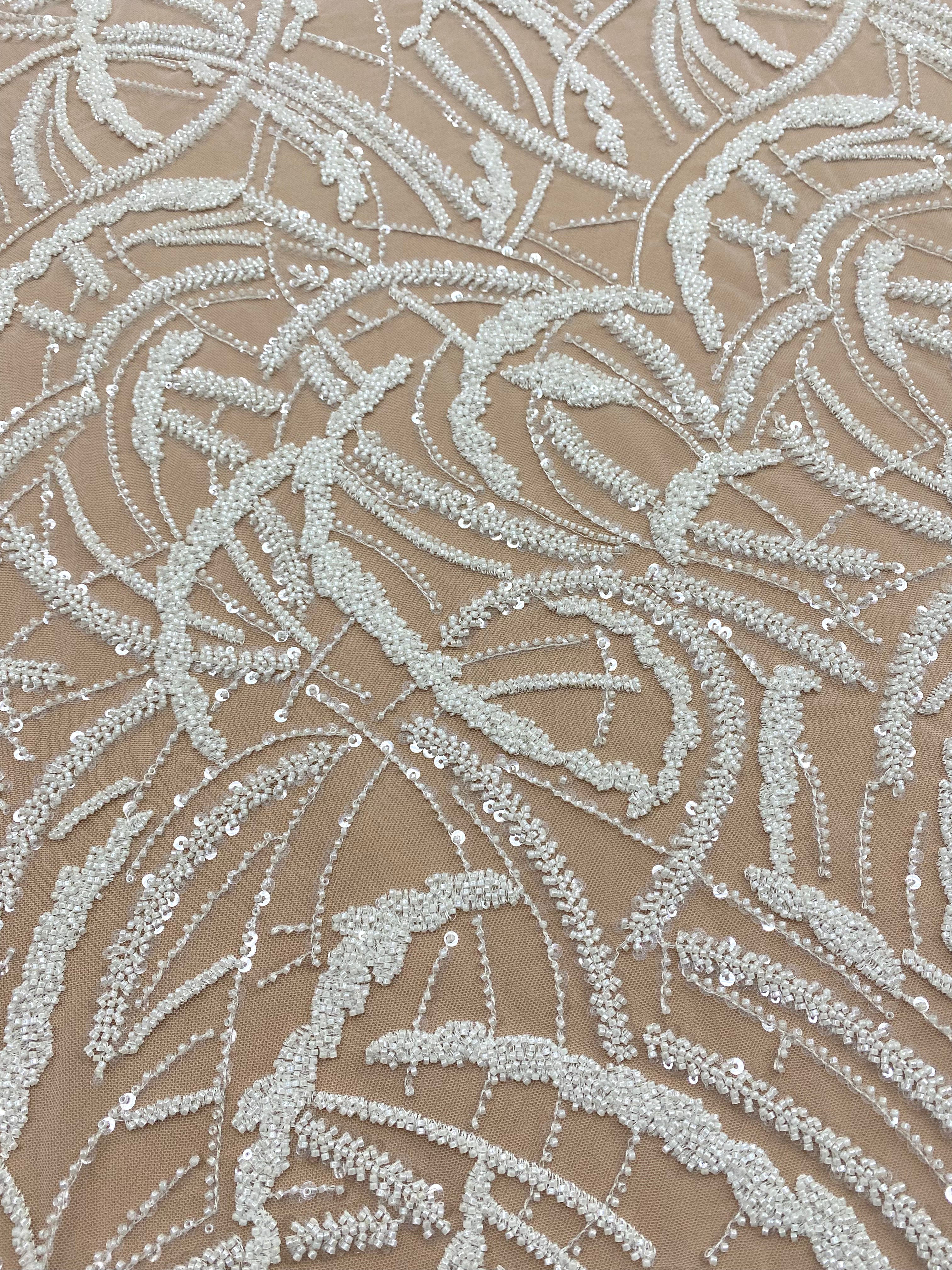 Cupon 1.65 m din Dantela Couture Ivory cu Model Geometric, cu Margele si Paiete