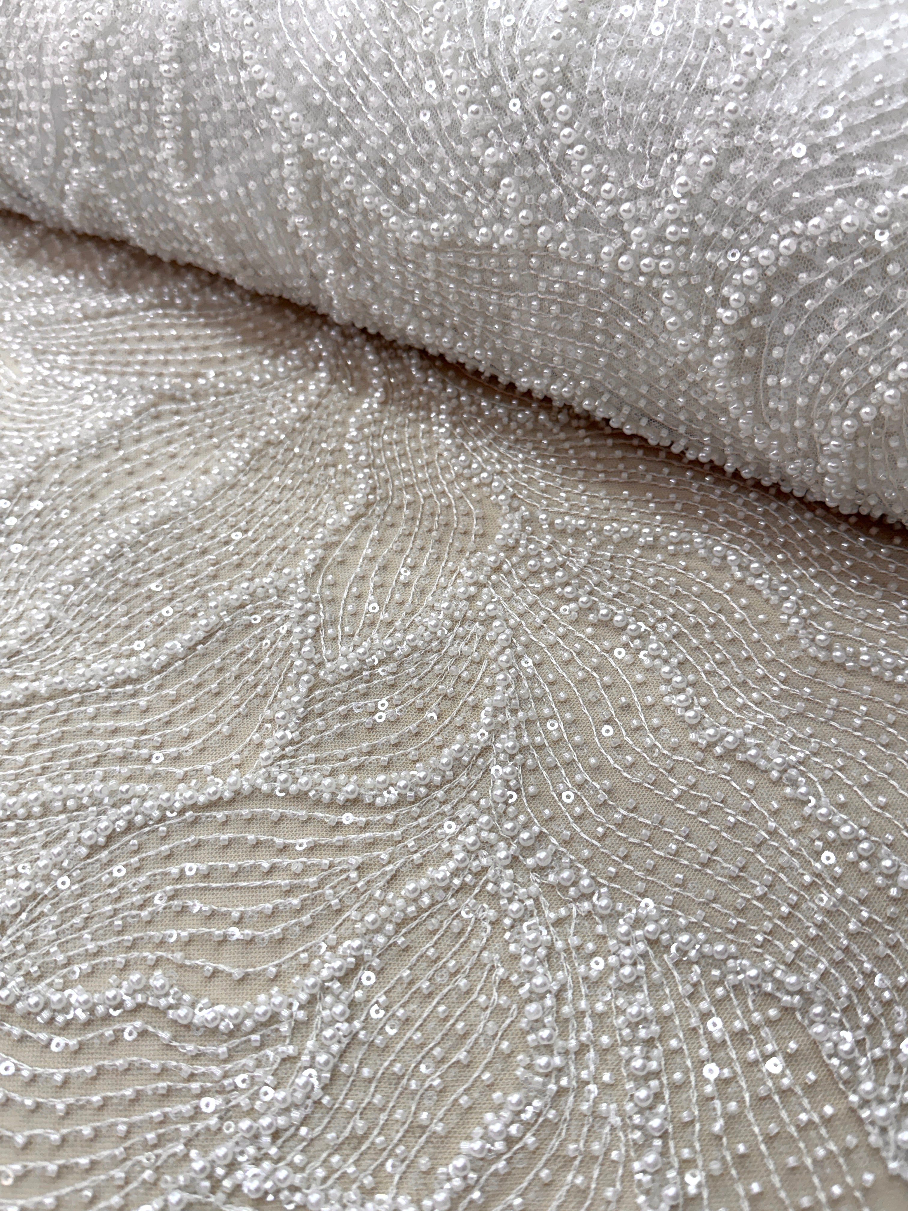 Dantela Couture Ivory cu Model Geometric, cu Perle, Margele si Paiete