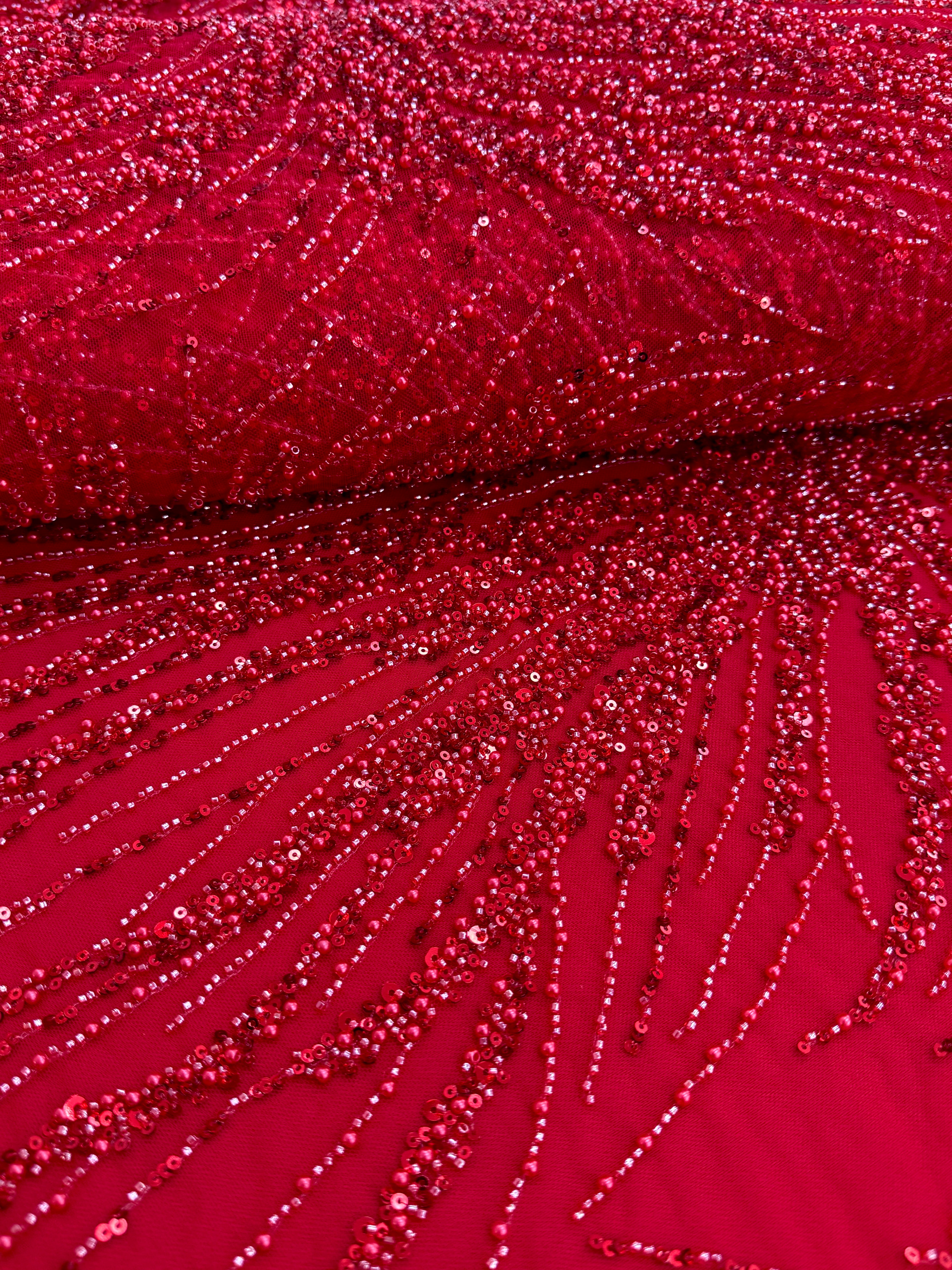 Dantela Couture Rosie cu Model Liniar, cu Perle, Margele si Paiete