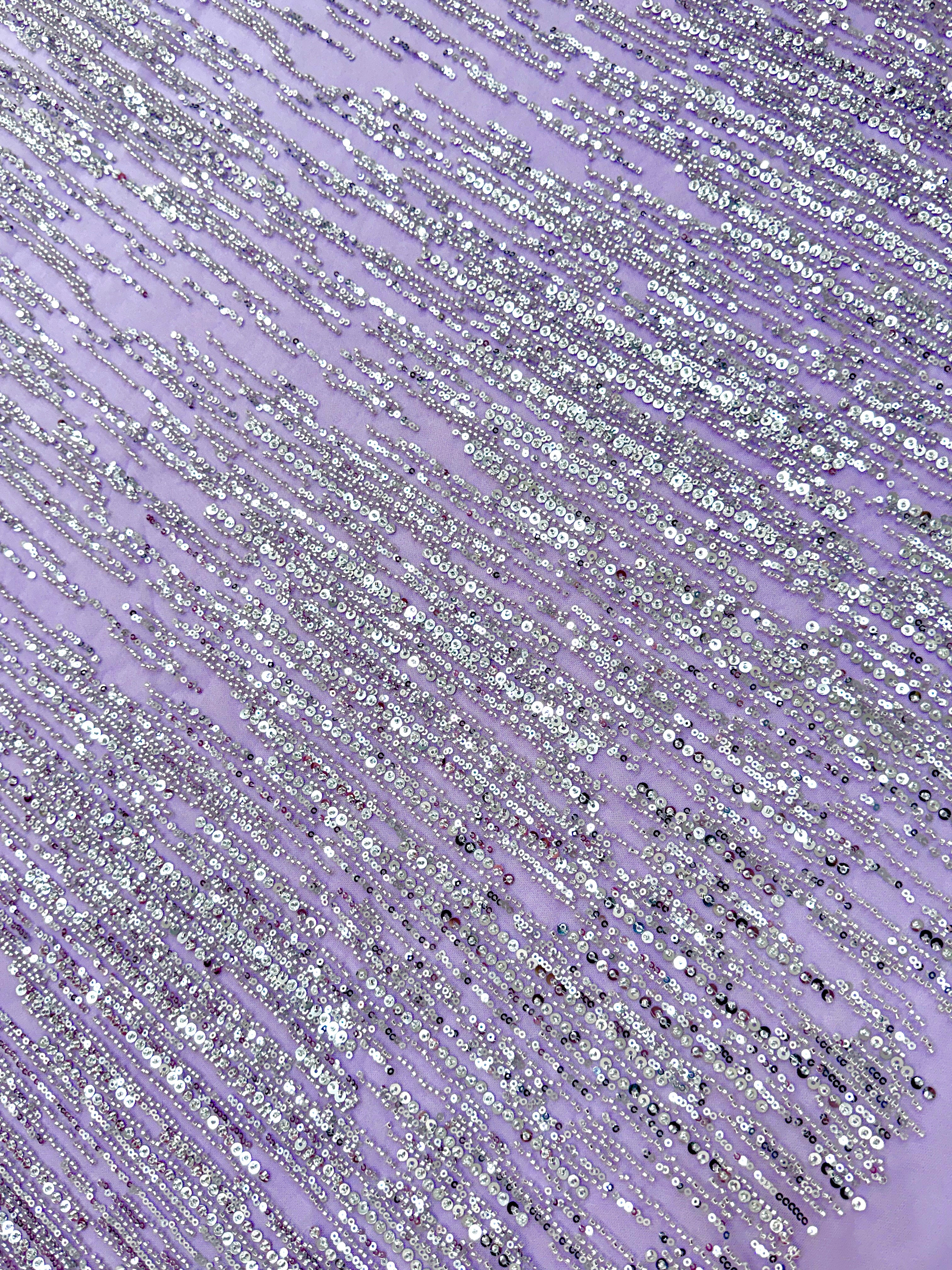 Dantela Couture Argintie pe Tulle Lavanda cu Model Liniar, cu Margele si Paiete