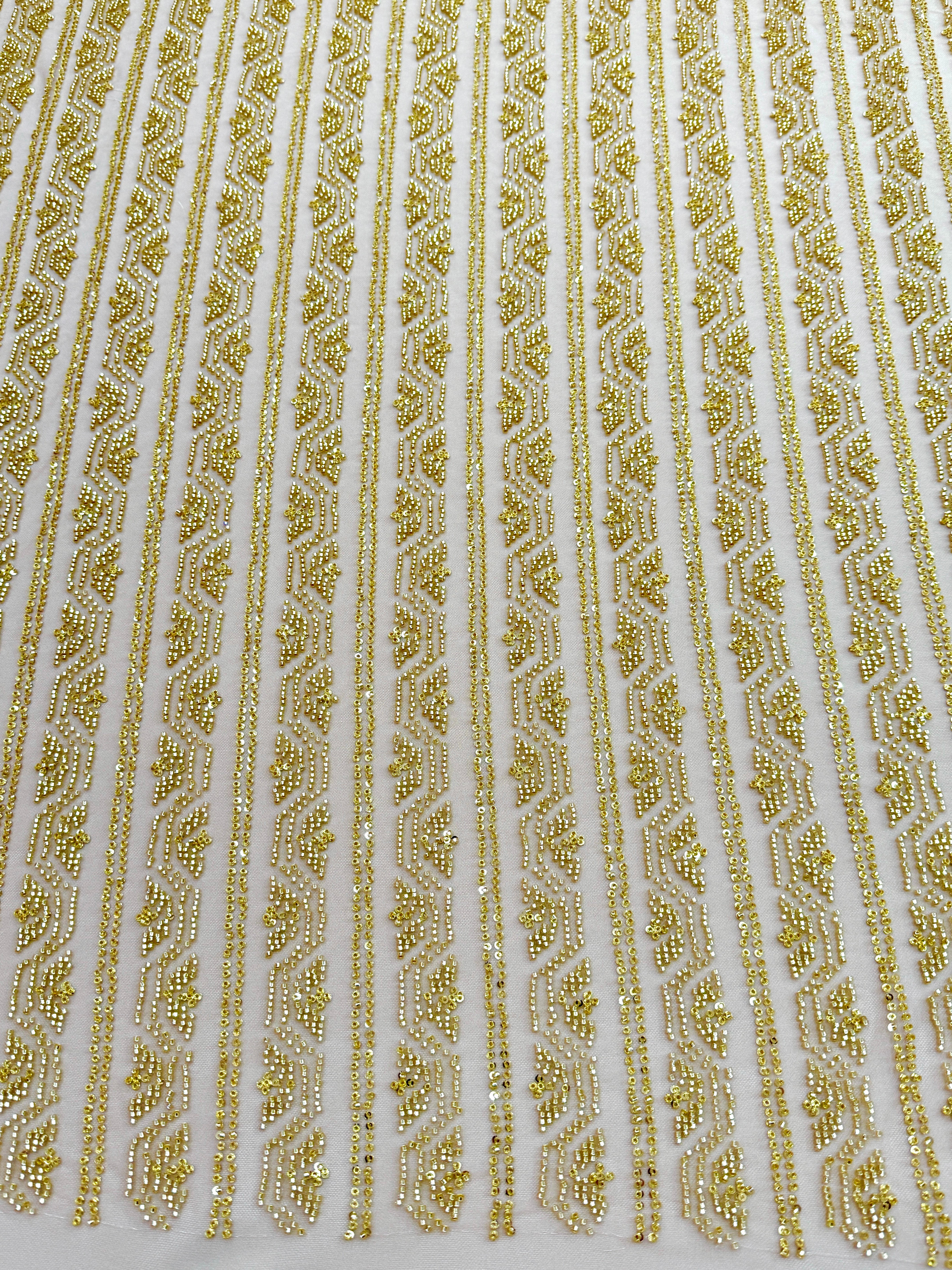 Dantela Couture Aurie cu Model Geometric, cu Margele