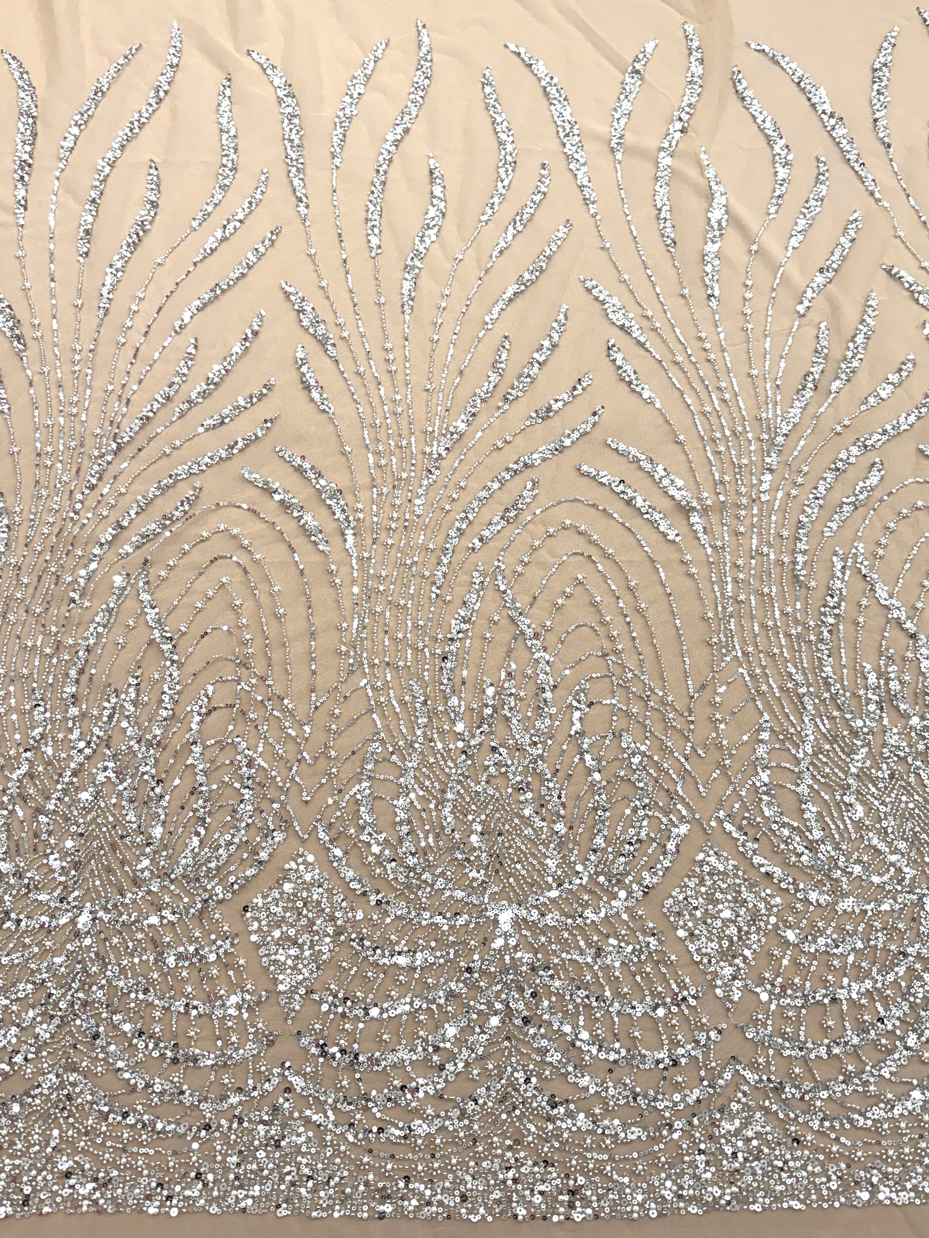Dantela Couture Argintie pe Tulle Nude cu Panou, cu Perle, Margele si Paiete