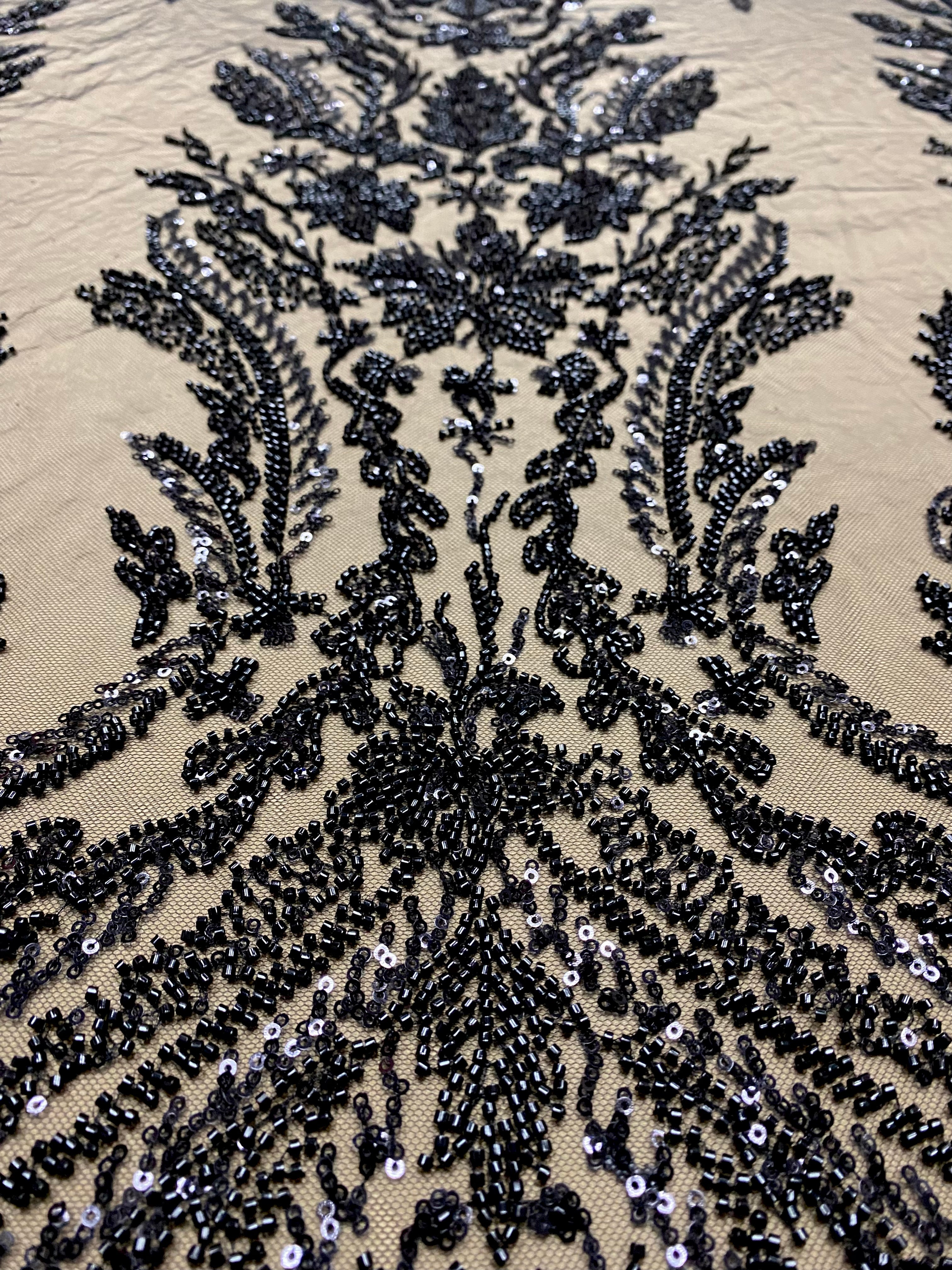 Dantela Couture Neagra cu Model Floral, cu Perle, Margele si Paiete