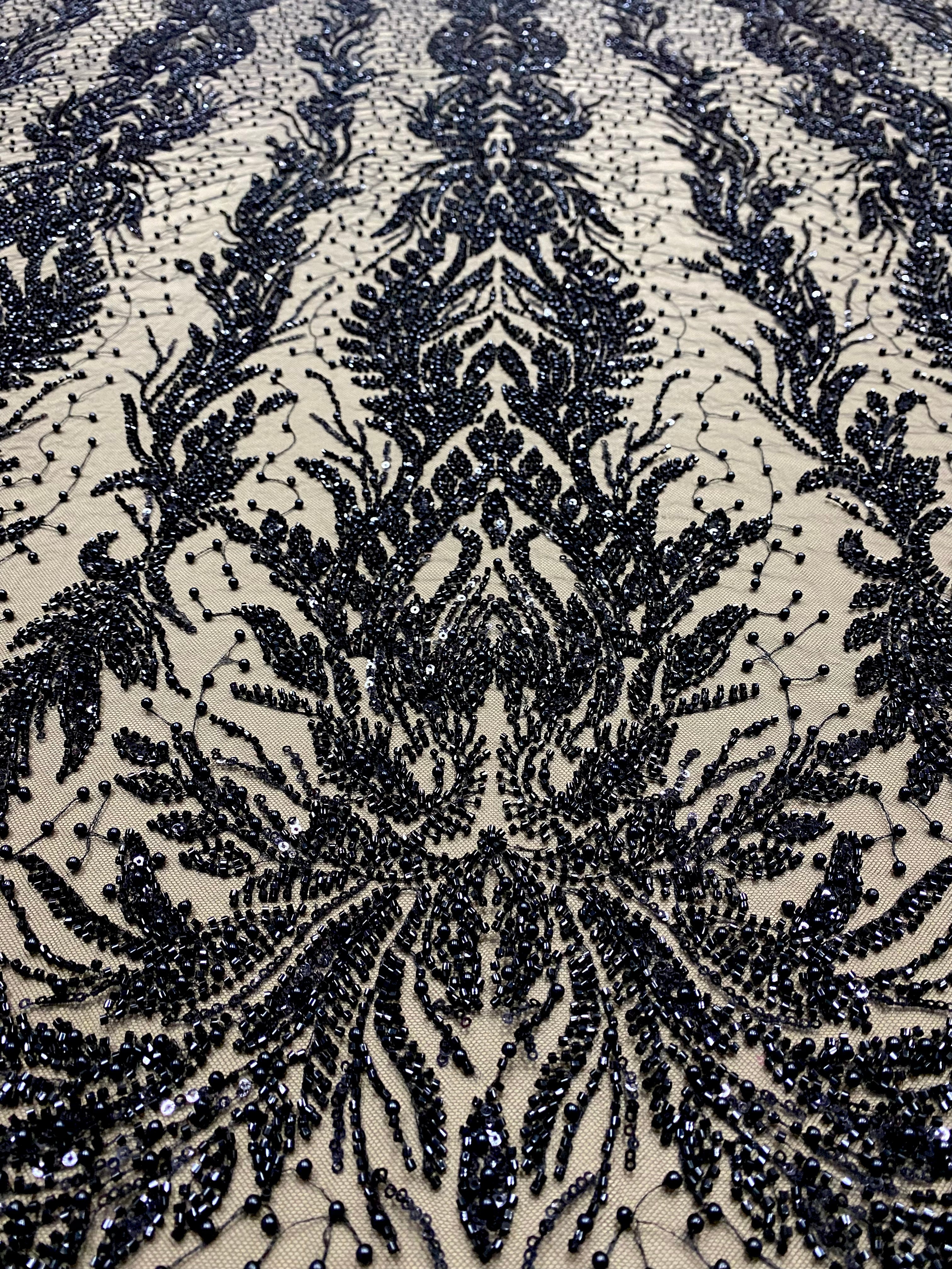 Dantela Couture Neagra cu Model Simetric, cu Perle, Margele si Paiete