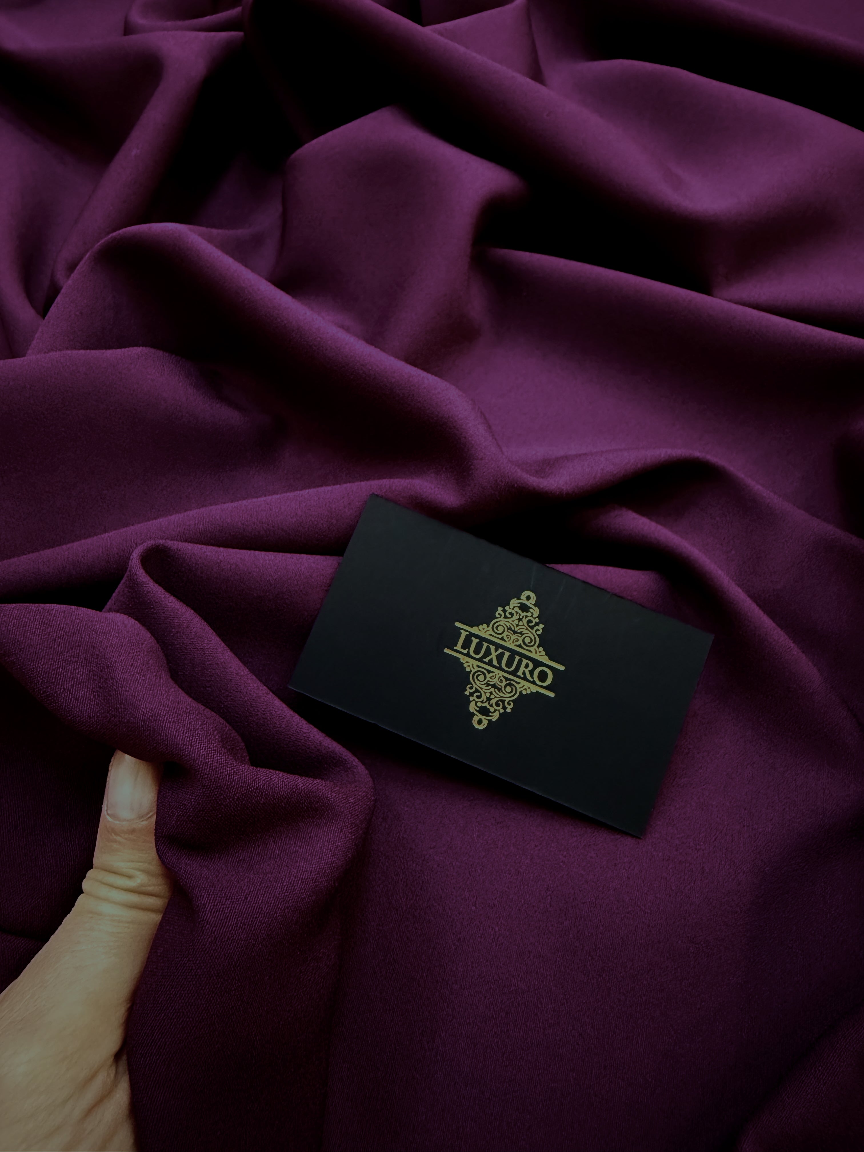 Rugalmas krepp, sötét magenta