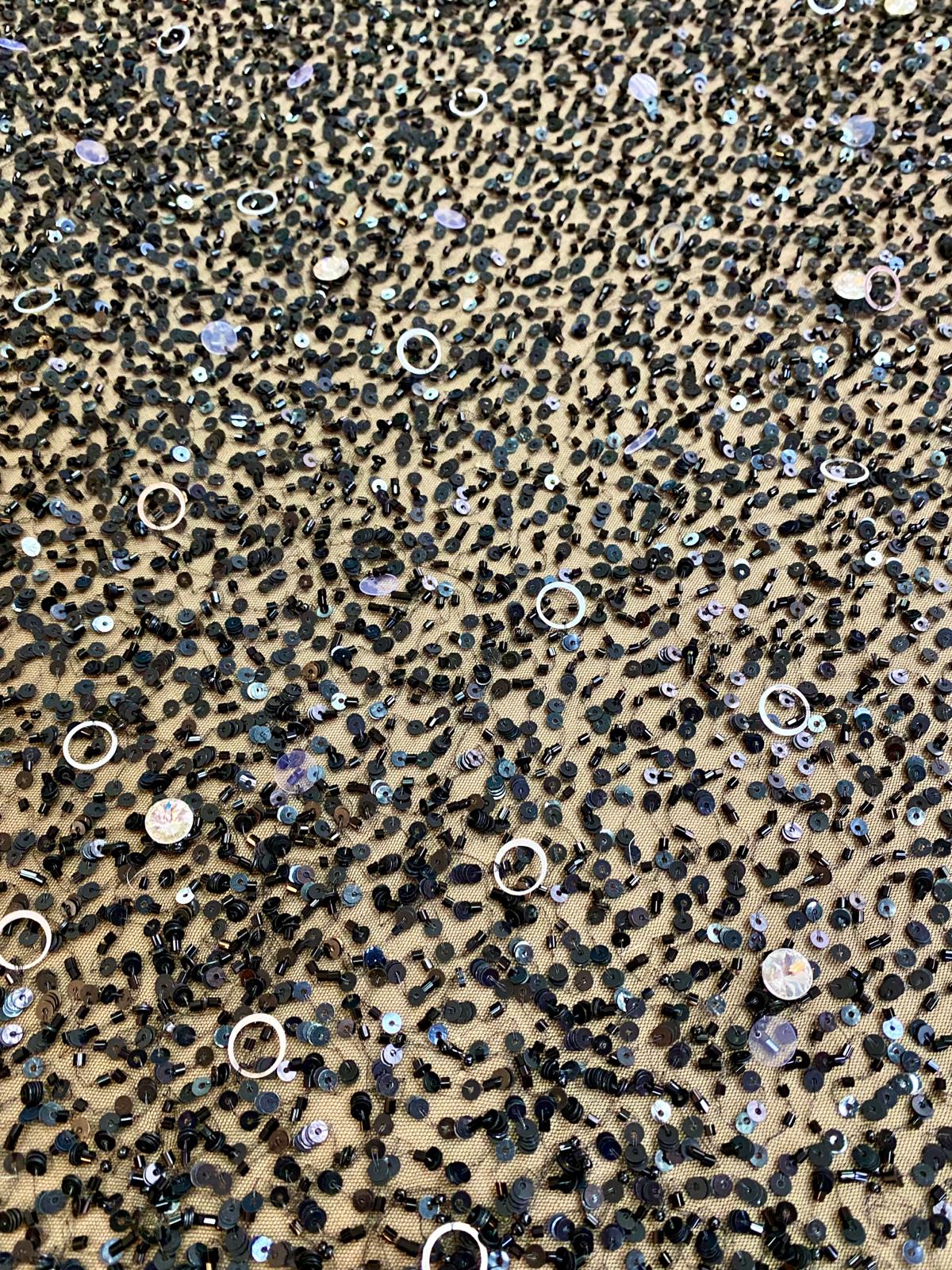 Fekete csipke Haute Couture