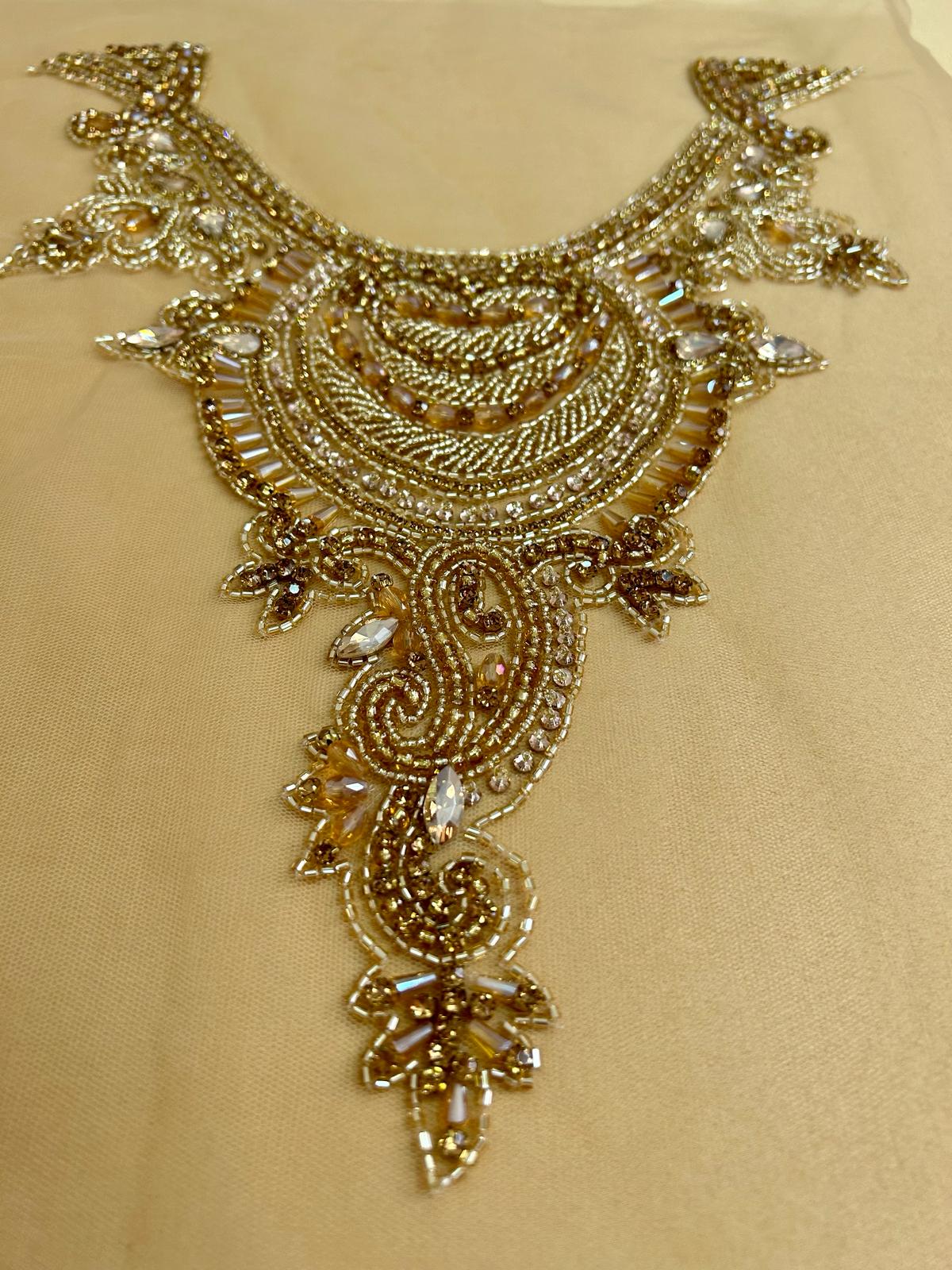 Antik Arany Panel Haute Couture