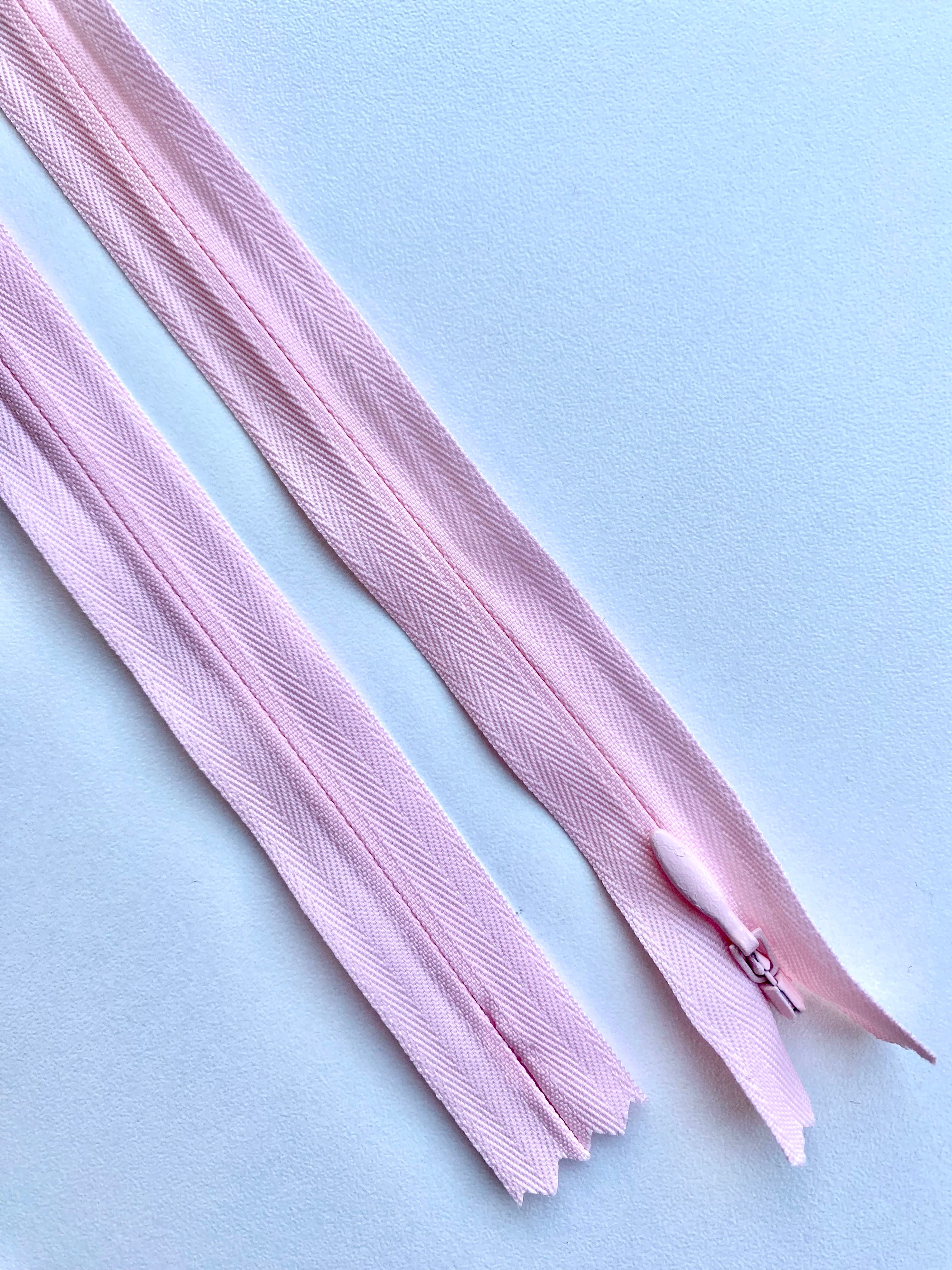 Premium Concealed Zipper Light Pink - 70 cm Length