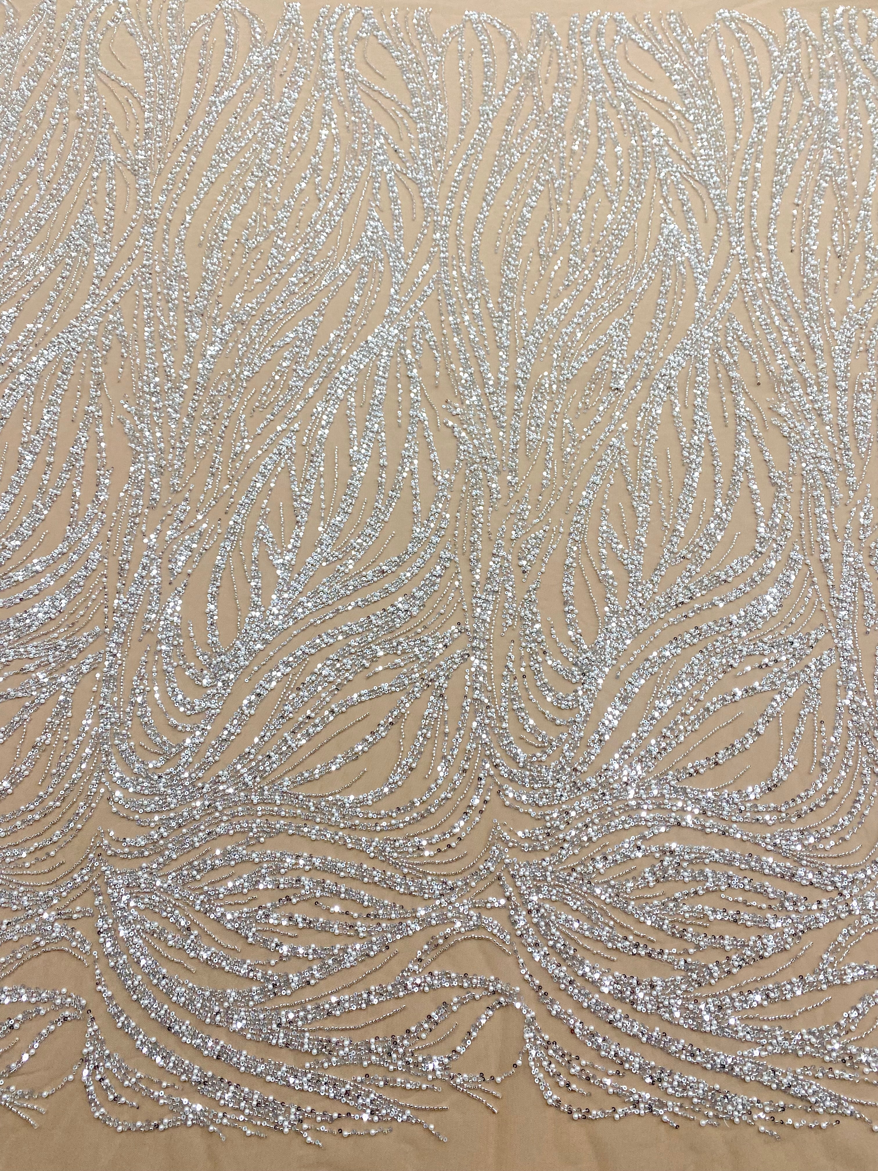 Cupon 1.48 m din Dantela Couture Argintie pe Tulle Nude cu Model Geometric, cu Perle, Margele si Paiete