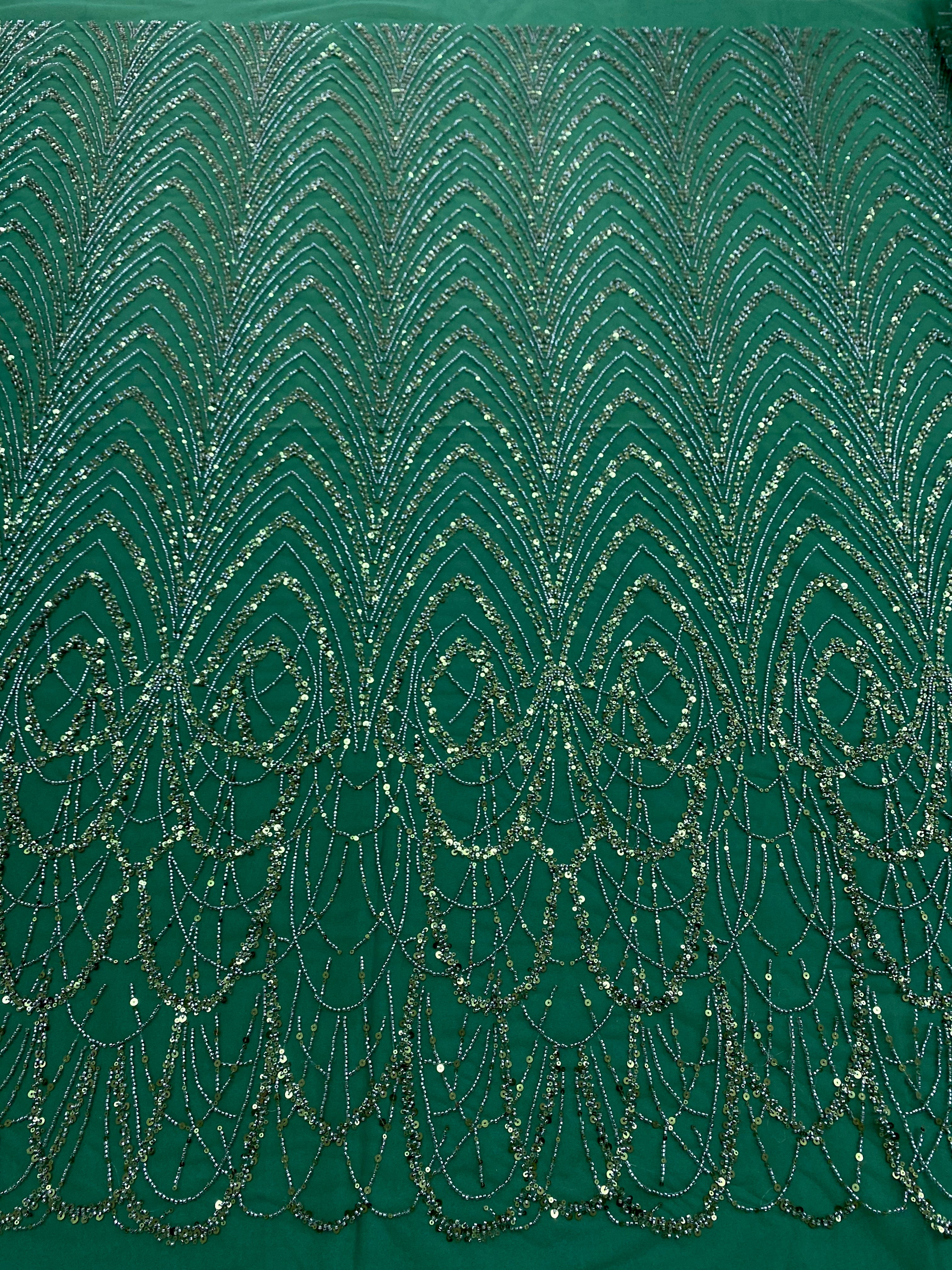 Dantela Couture Smaragdzöld Geometriai Mintával Gyöngyökkel és Flitterekkel