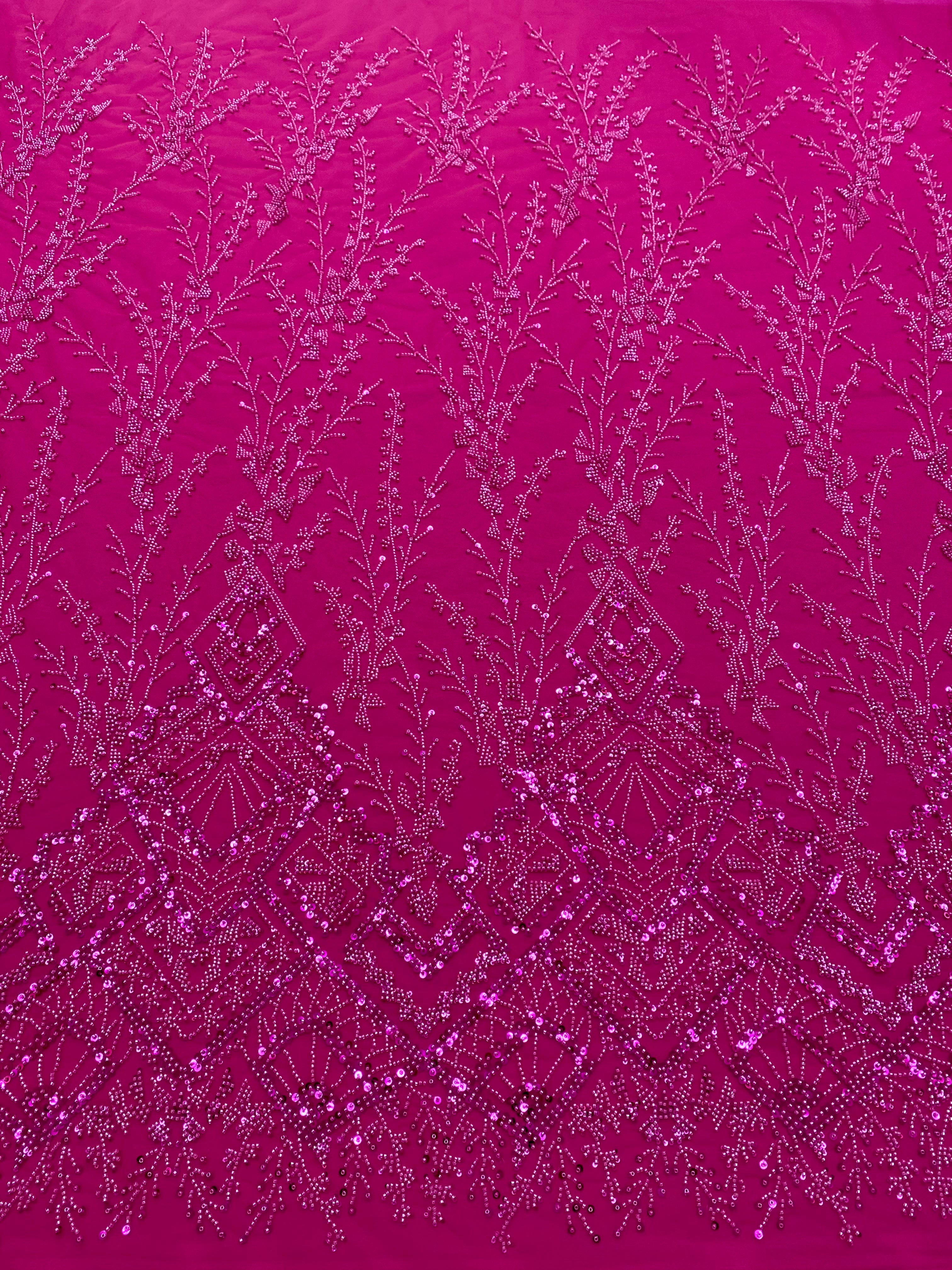 Dantela Couture Fucsia geometriai mintával, gyöngyökkel és flitterekkel