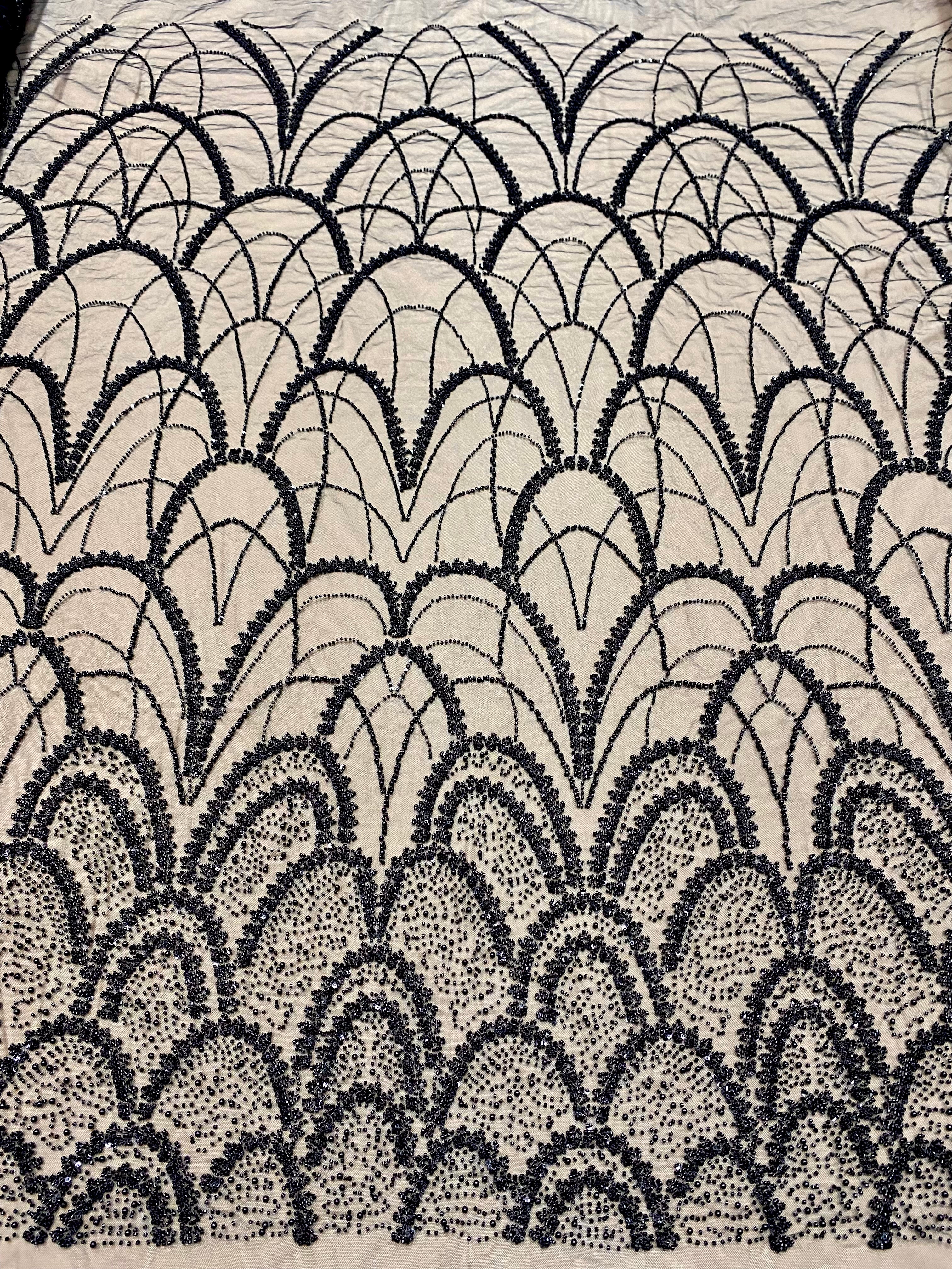 Dantela Couture Neagra cu Model Geometric, cu Perle, Margele si Paiete