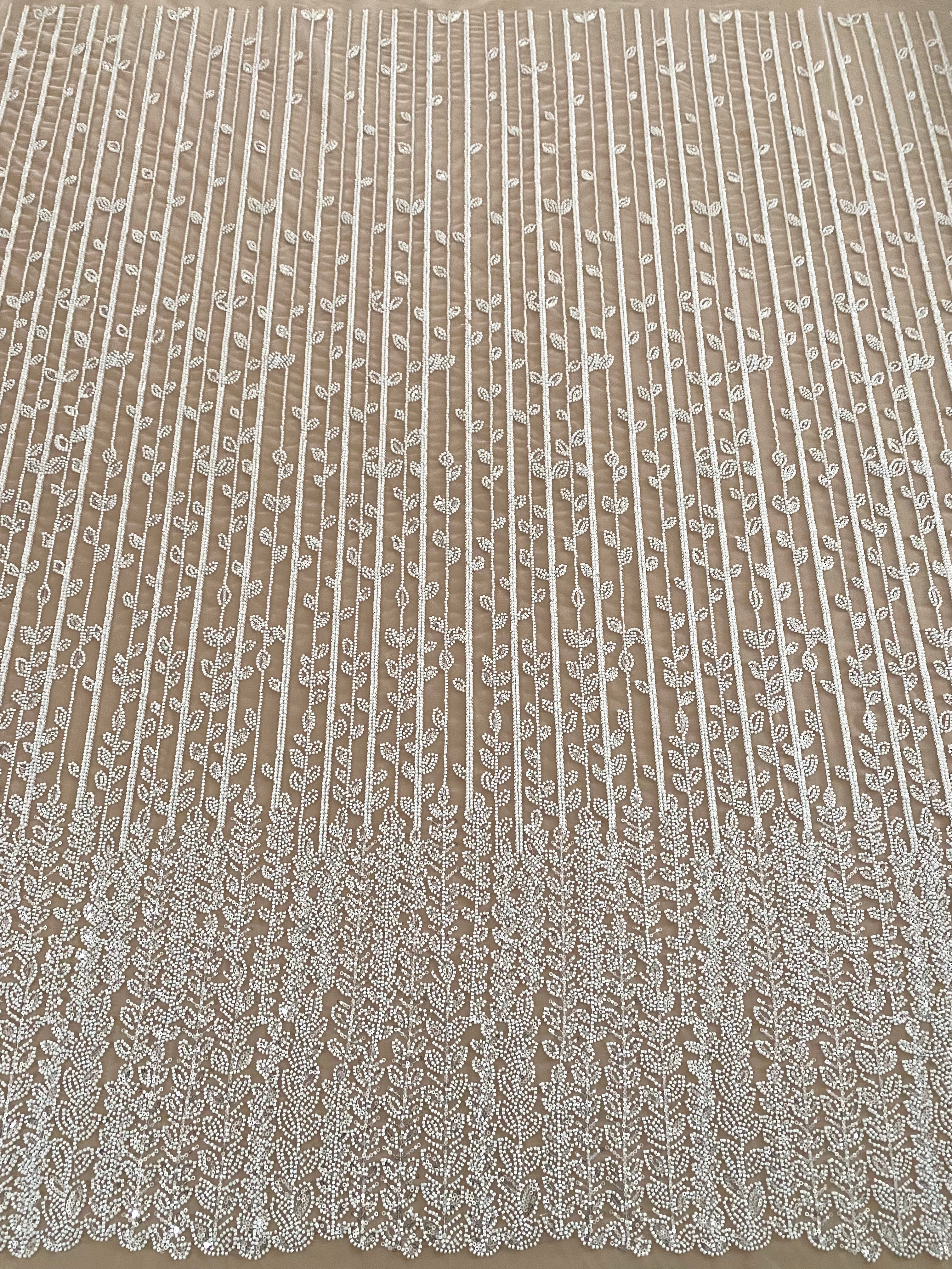 Dantela Couture Ivory cu Model Liniar si Frunze, cu Margele si Paiete