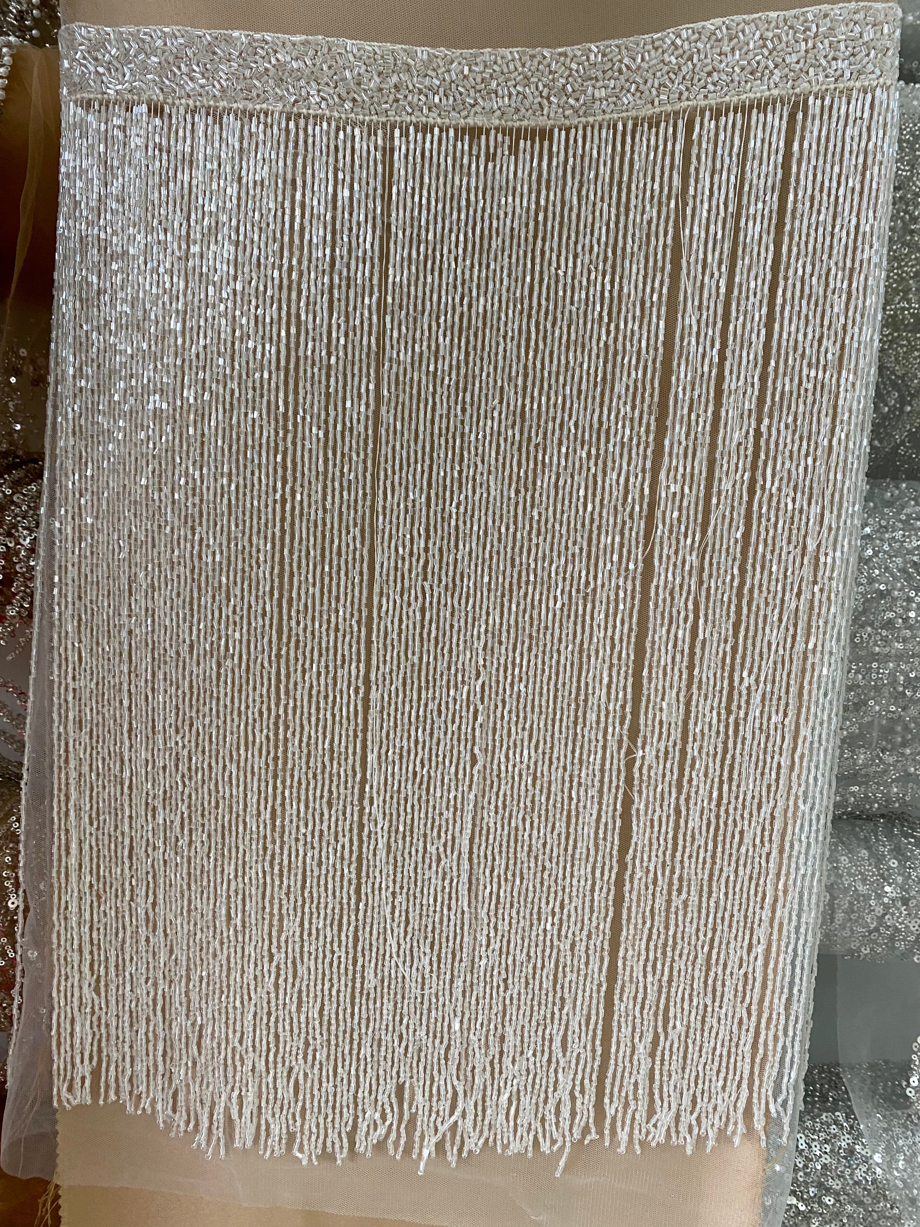 Ivory üveggyöngy bojtok - 40 cm hosszú