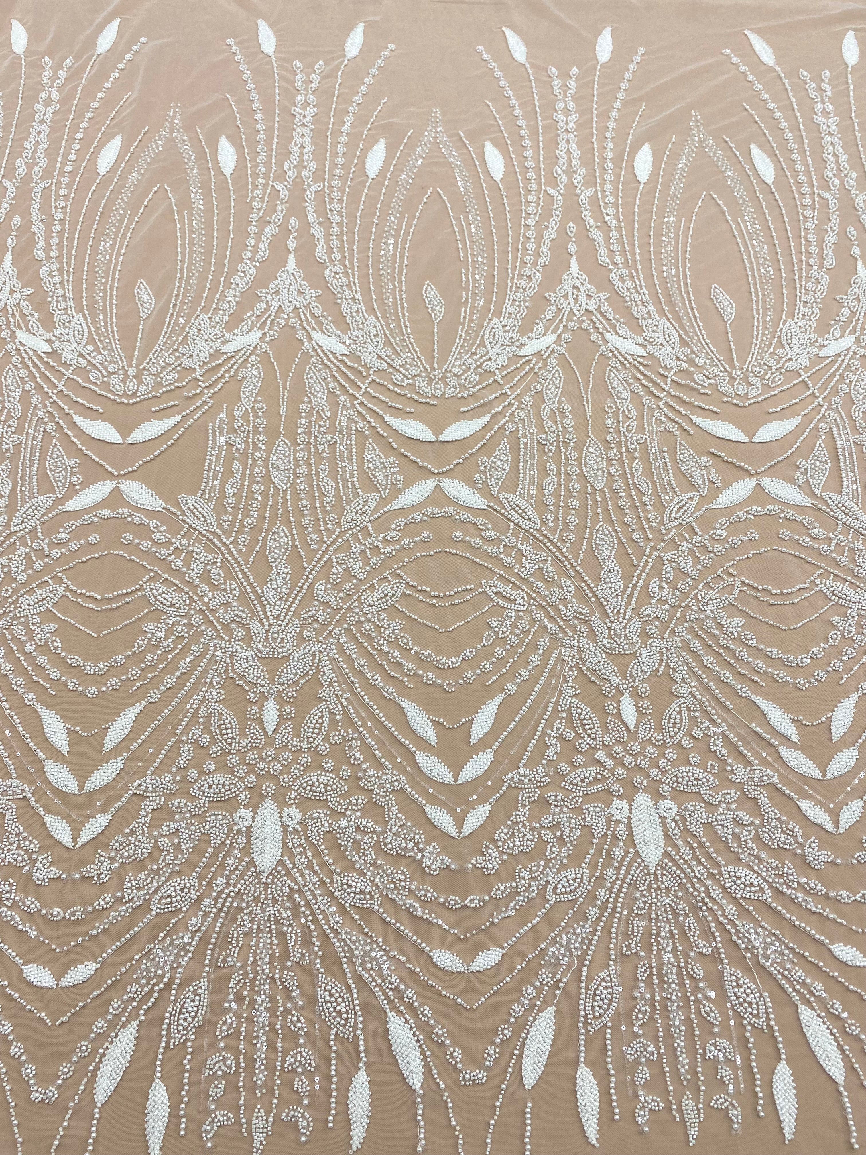 Csipke Couture Ivory geometrikus mintával, gyöngyökkel, díszgyöngyökkel és flitterekkel