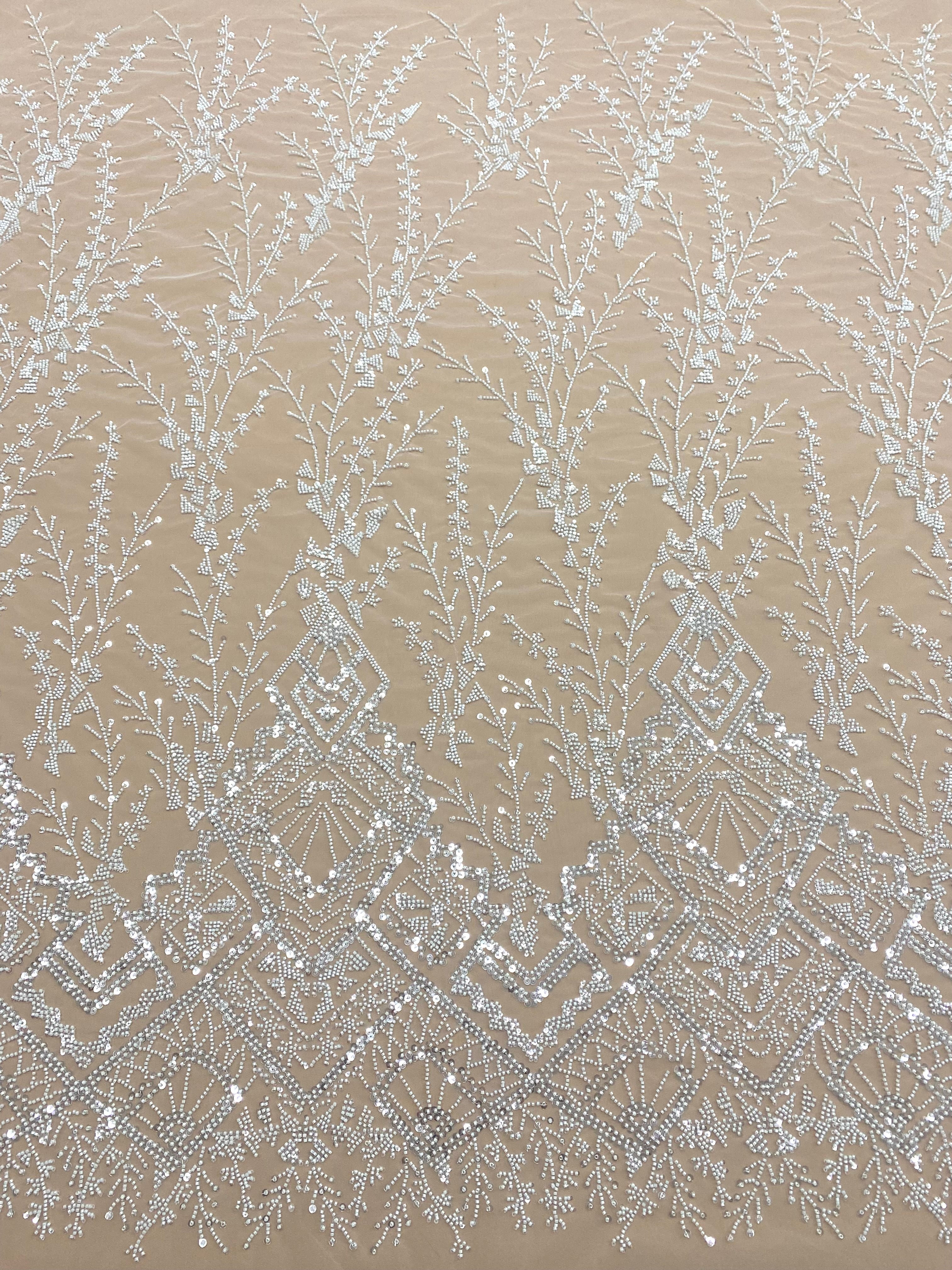 Csipke Couture Ivory geometrikus mintával, gyöngyökkel és flitterekkel