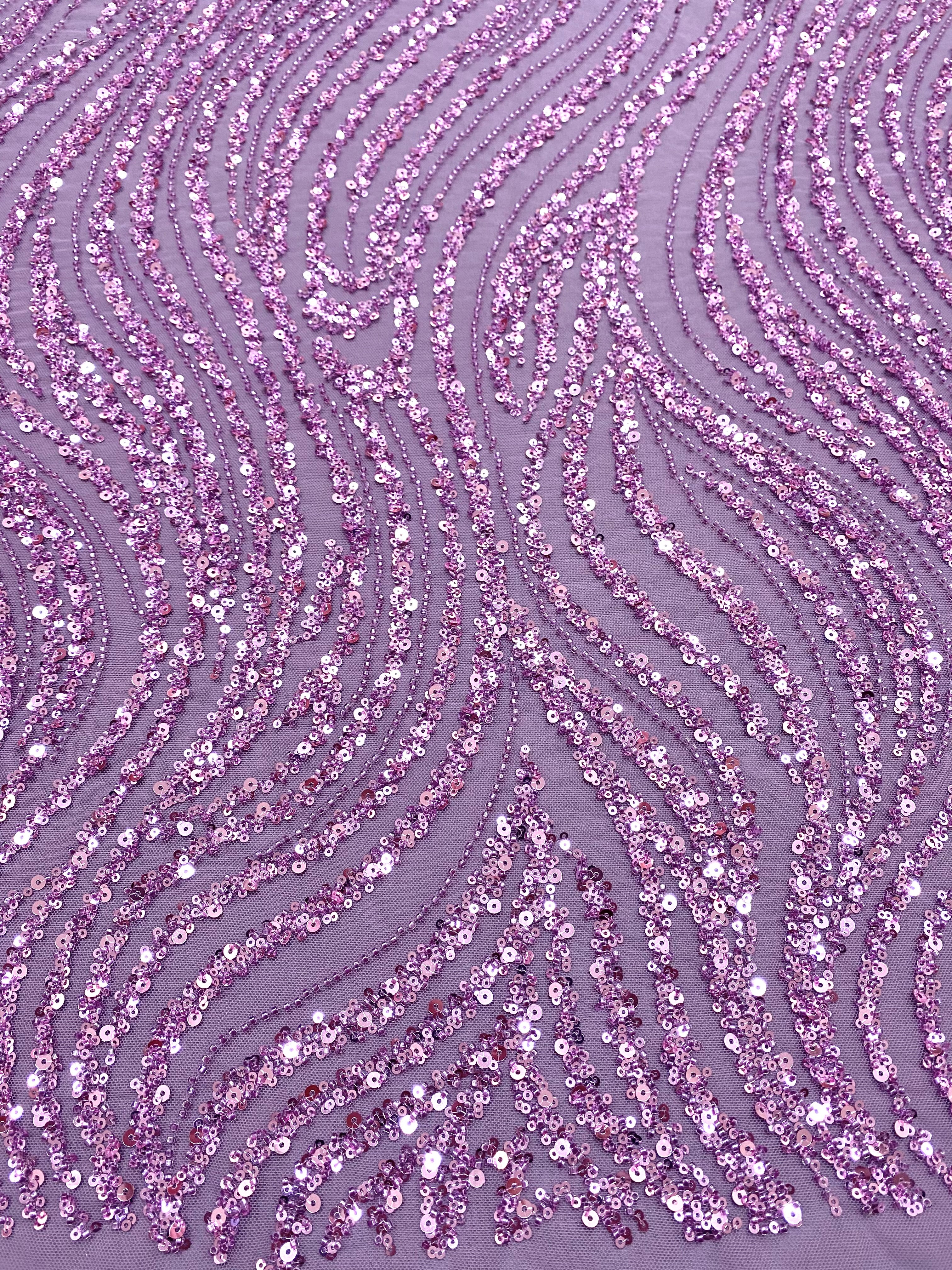 Dantela Couture Lavanda Pudrata cu Model Liniar, cu Margele si Paiete