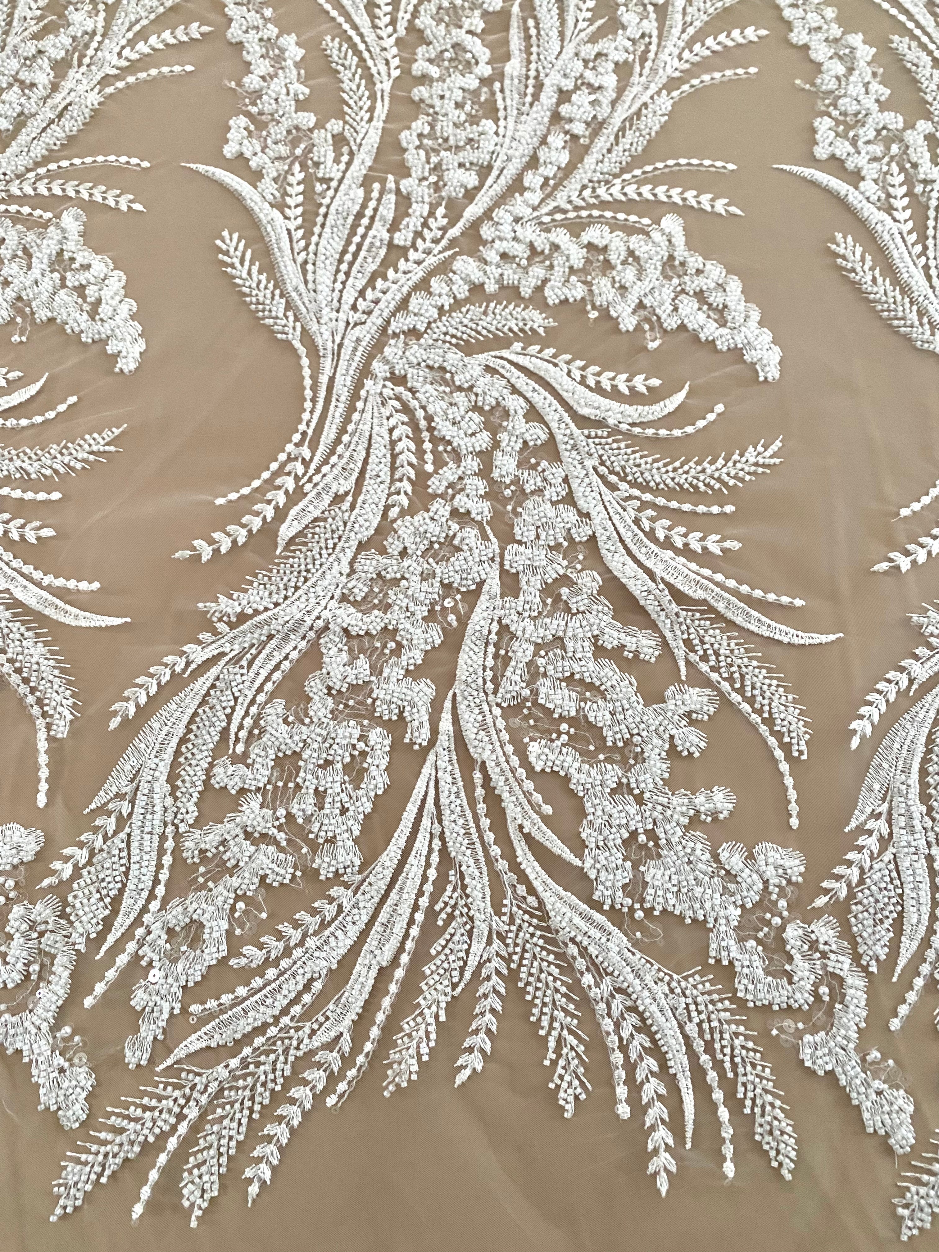 Lace with Floral Pattern, with Sided Pearls and Sequins