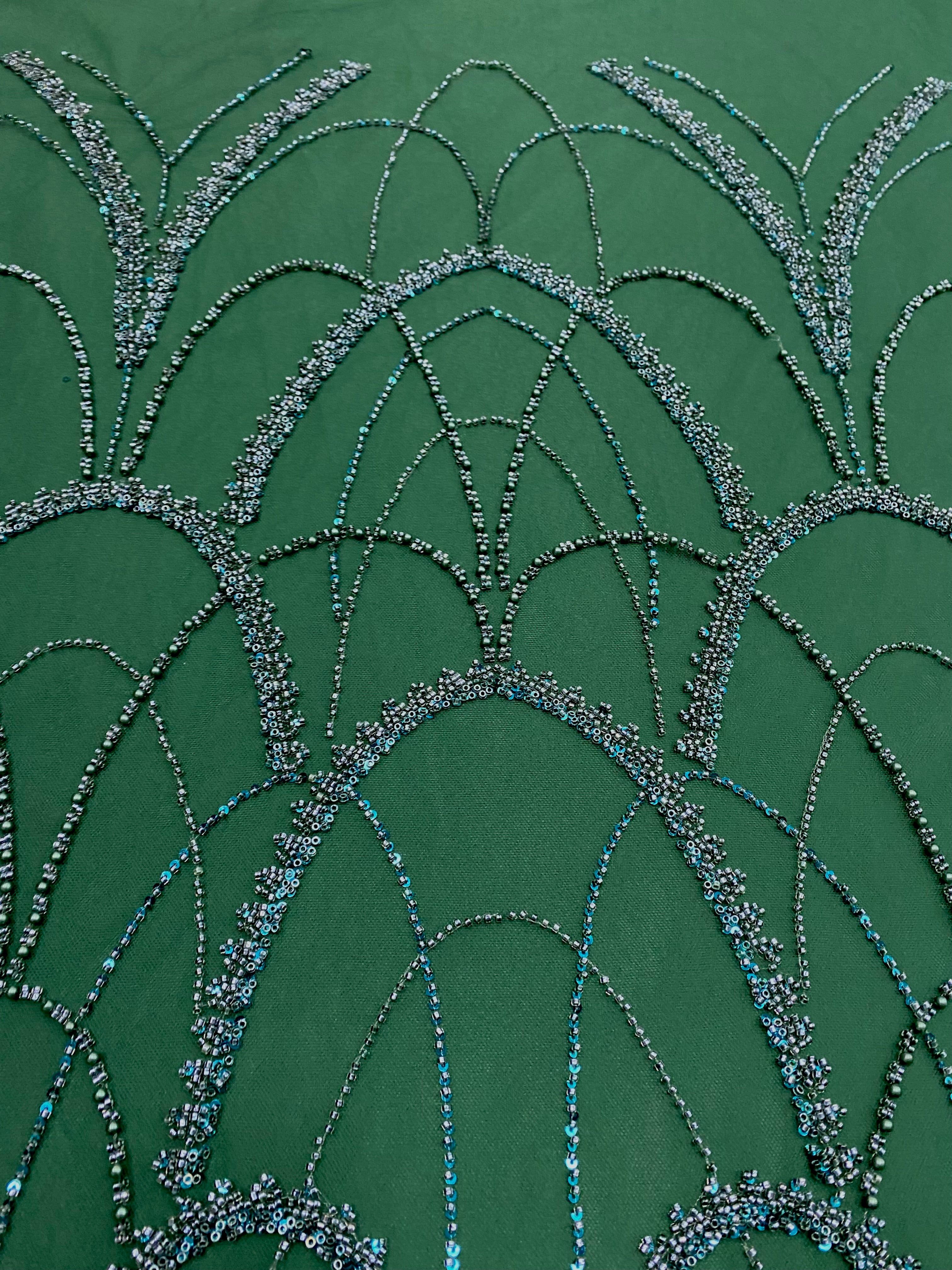 Dantela Couture Verde Smarald cu Model Geometric, cu Perle, Margele si Paiete