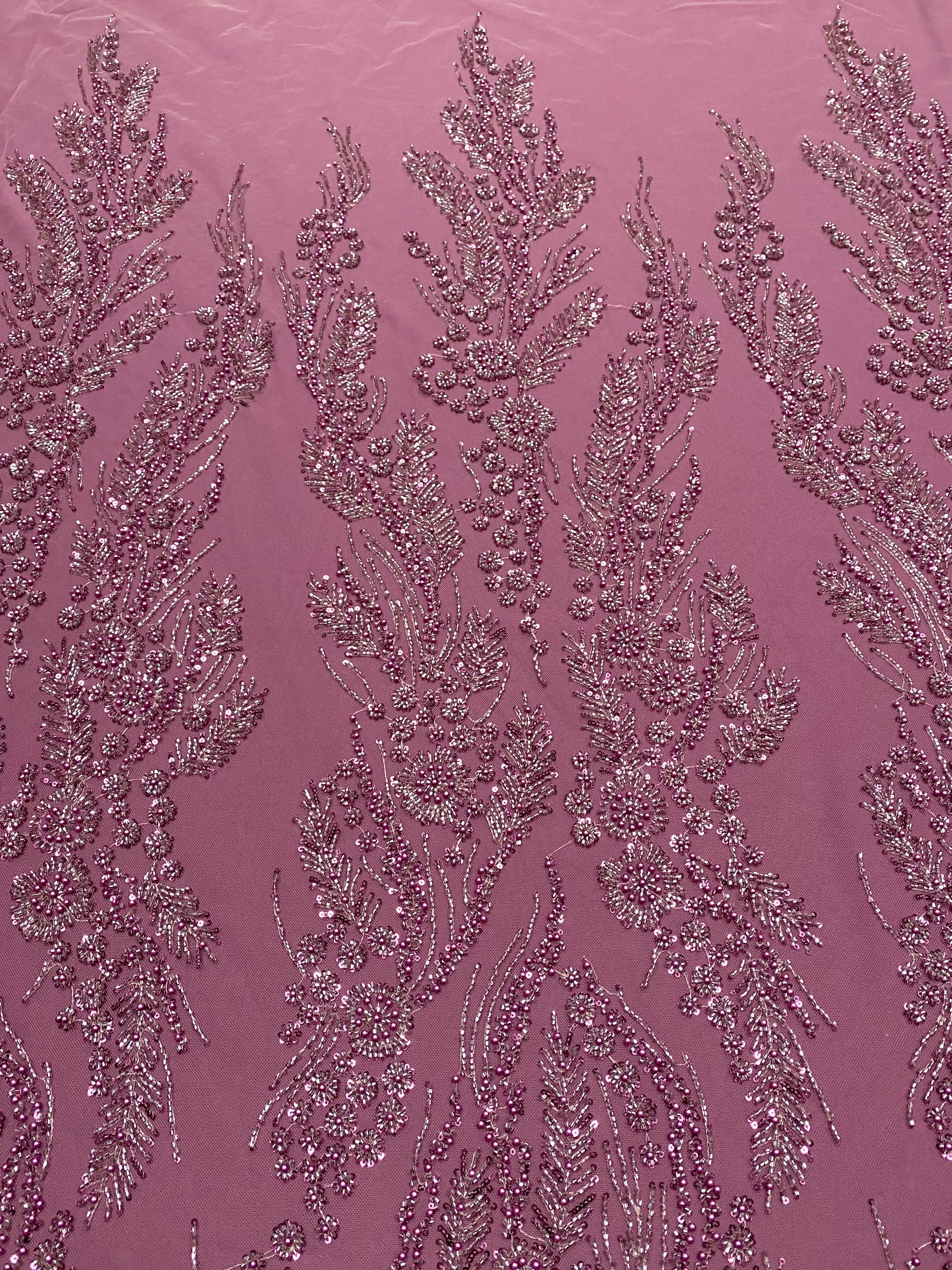Dantela Couture Magenta virágmintával, gyöngyökkel, gyöngyöcskékkel és flitterekkel