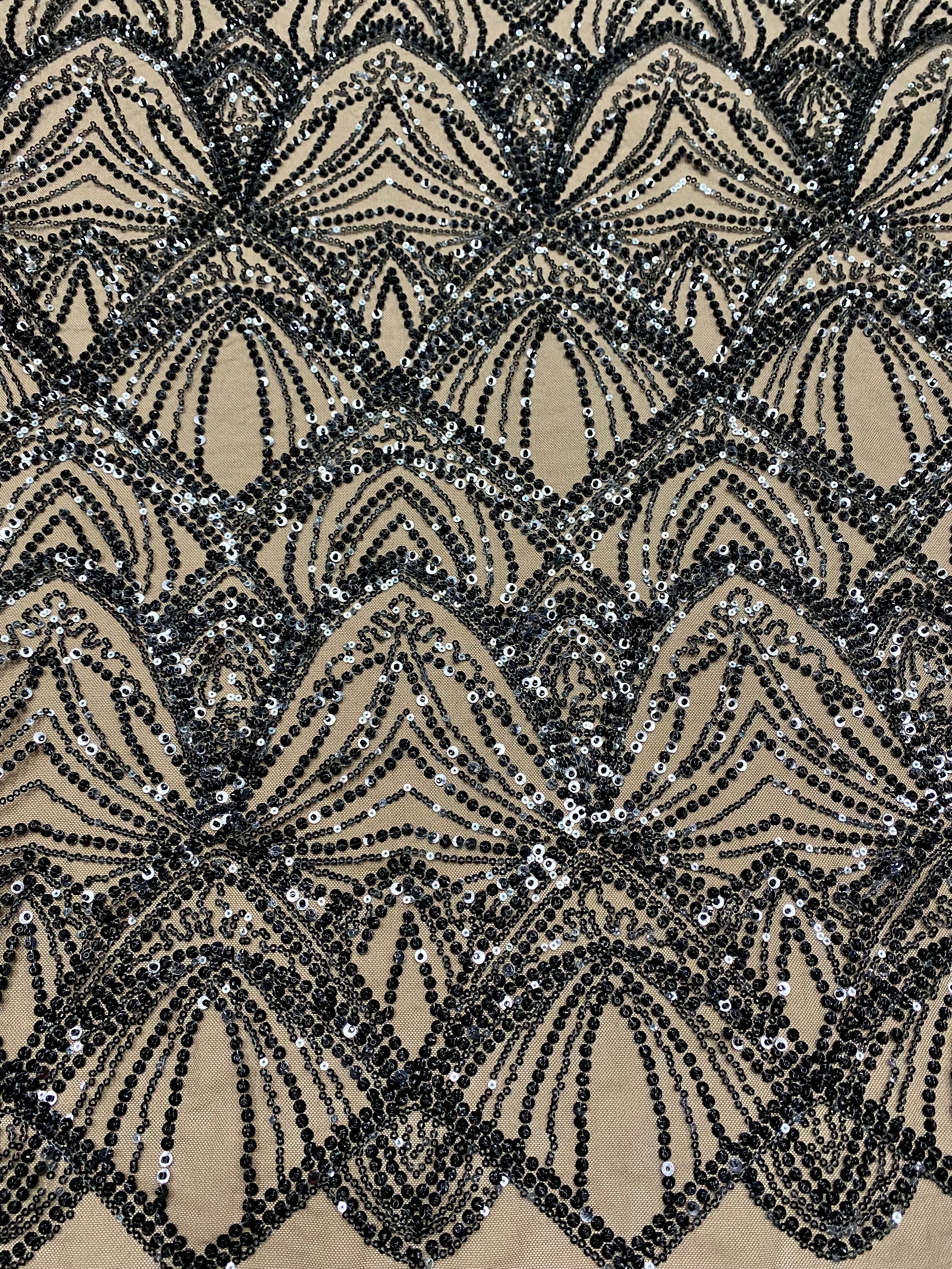 Dantela Couture Neagra cu Model Geometric, cu Perle si Margele