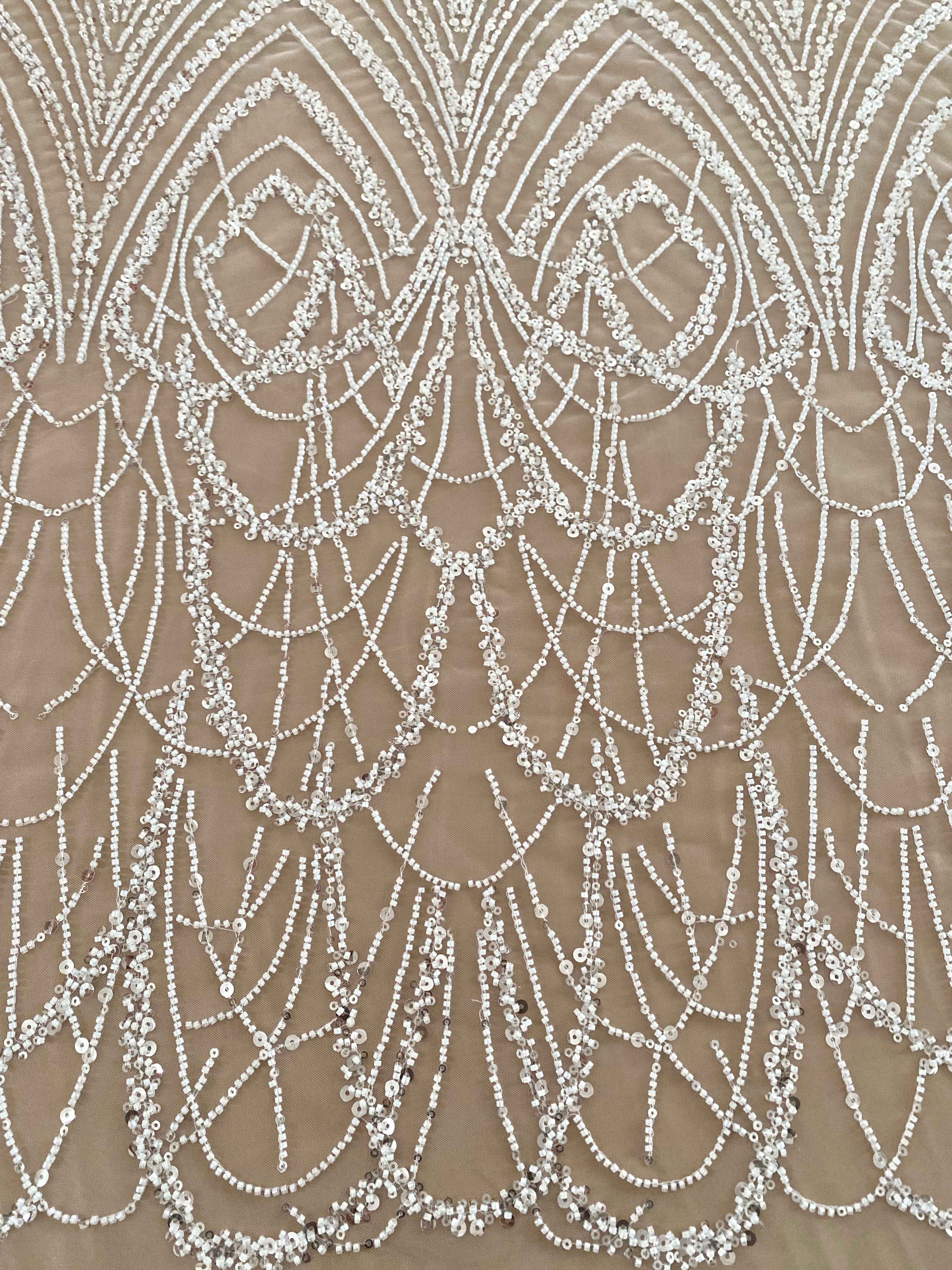 Cupon 2.30 m din Dantela Couture Ivory cu Model Geometric cu Margele si Paiete
