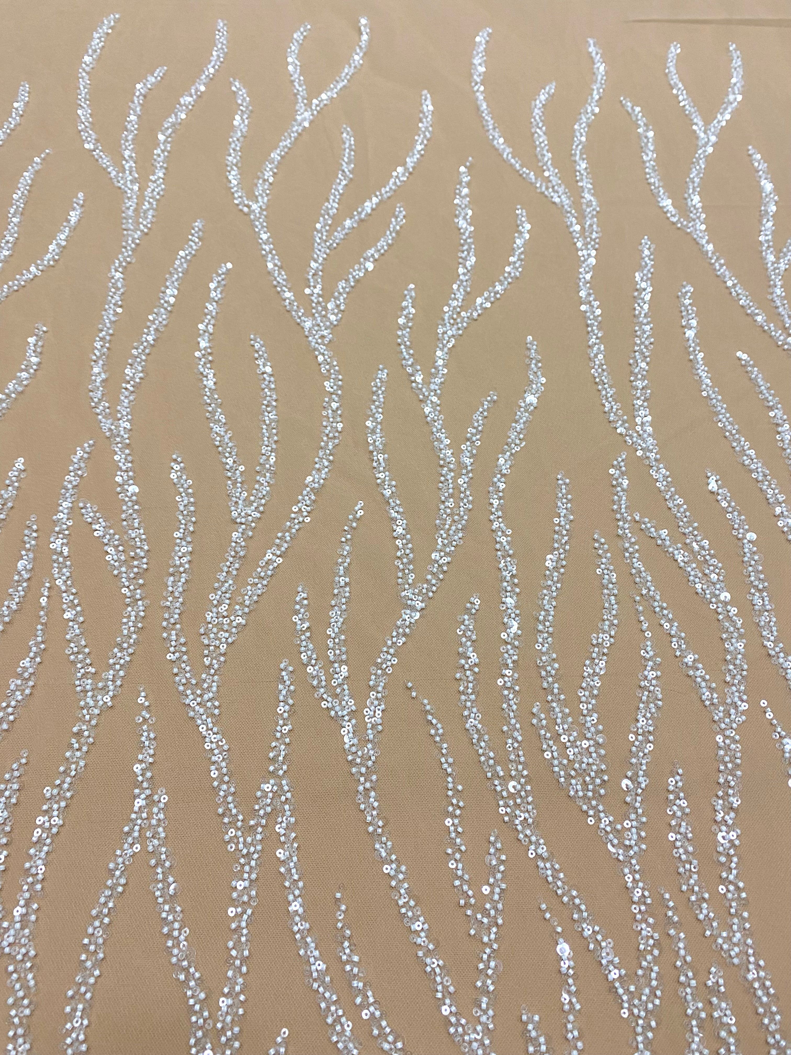 Cupon 1.56 m din Dantela Couture Ivory pe Tulle Nude cu Siraguri, cu Margele si Paiete