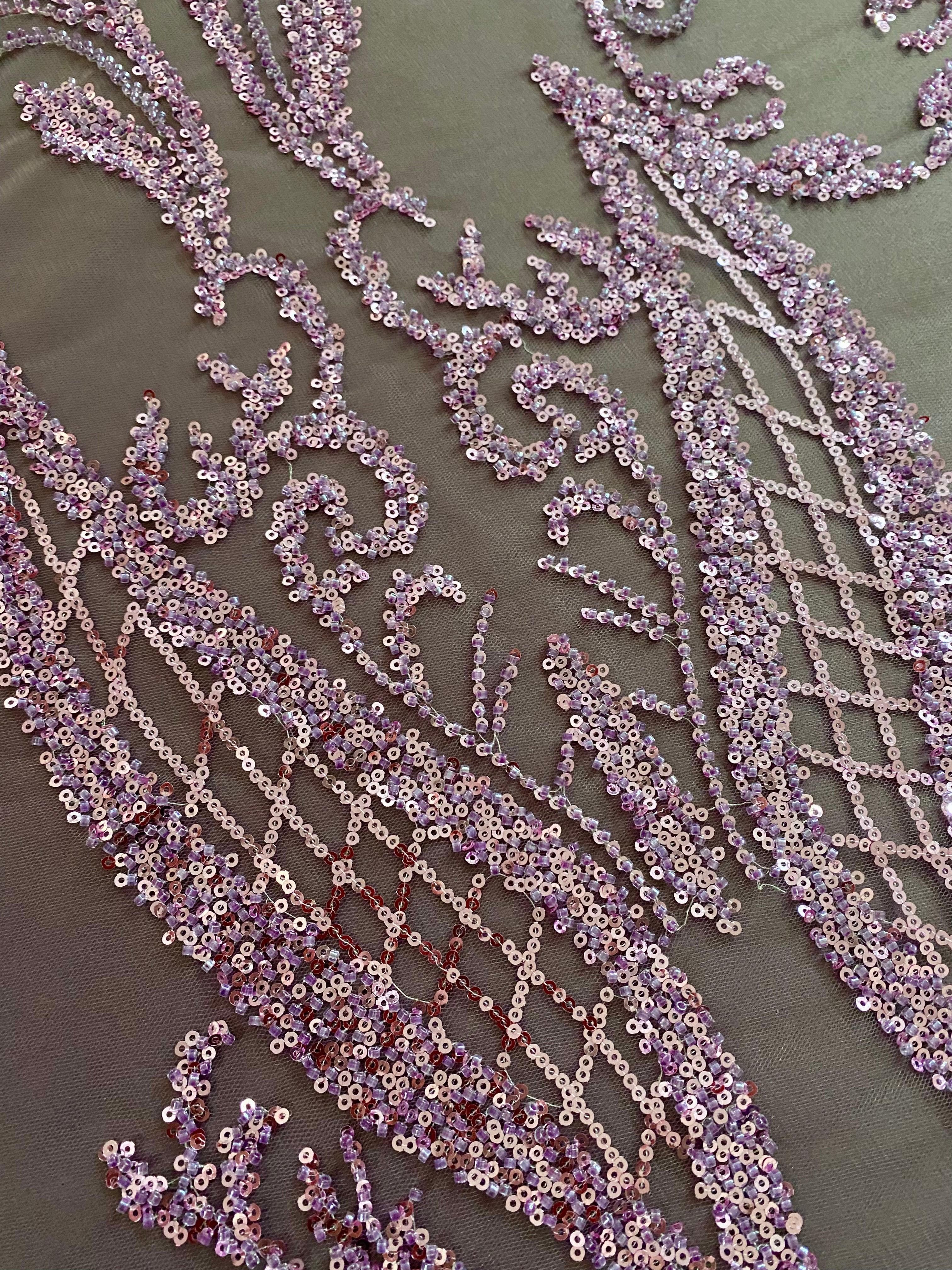 Dantela Couture Lavanda Pudrata cu Model Geometric, cu Margele si Paiete