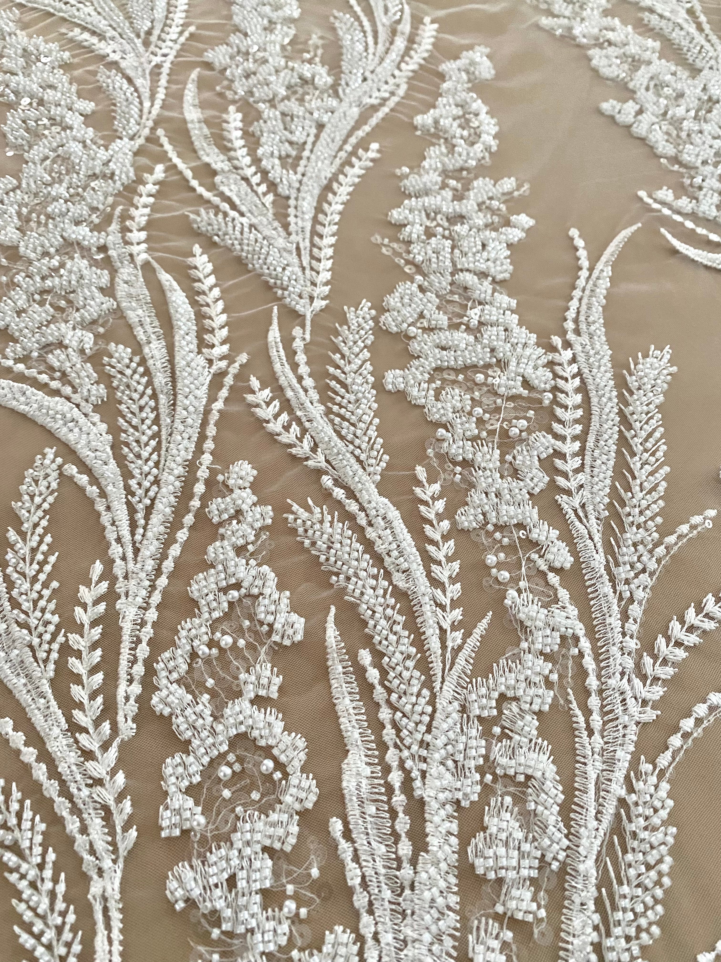 Lace with Floral Pattern, with Sided Pearls and Sequins