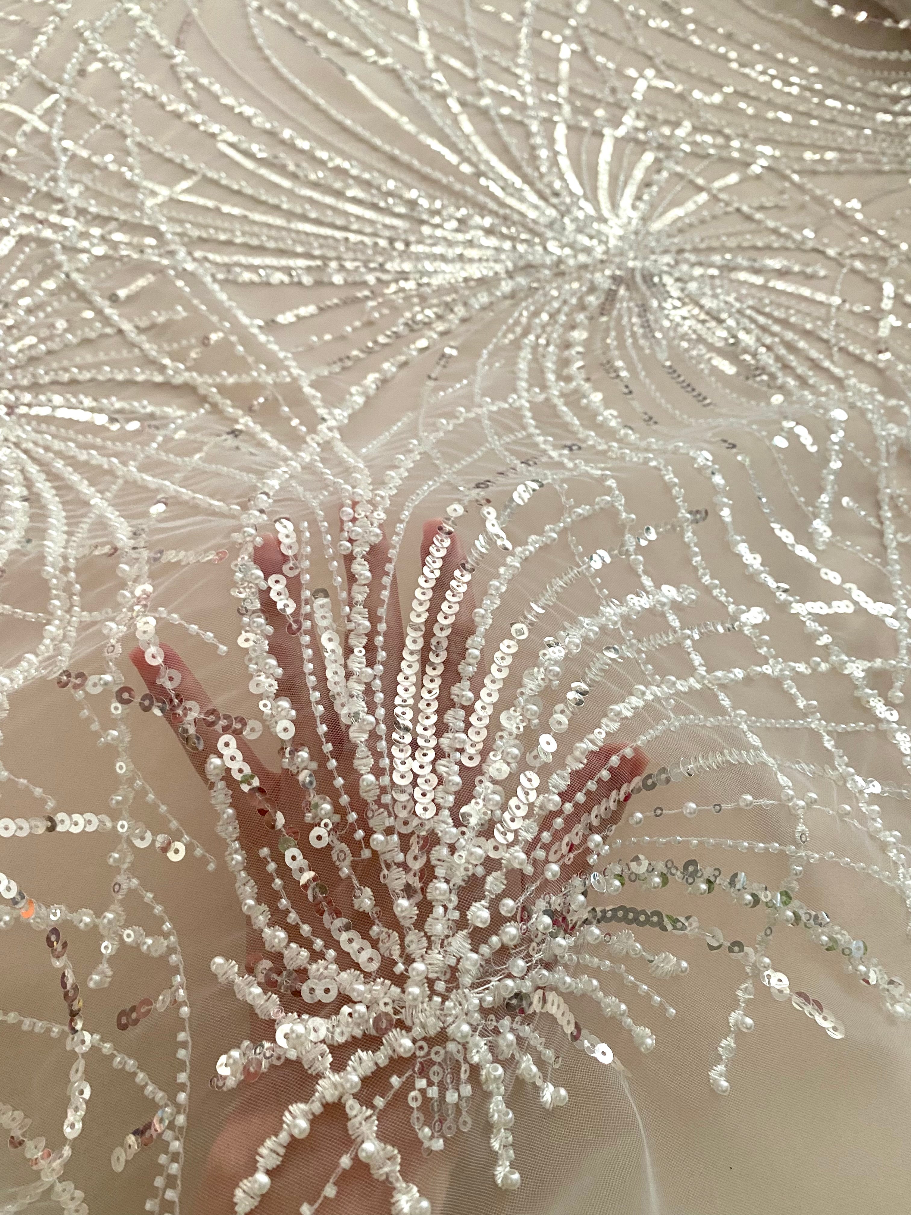 Dantela Couture Ivory cu Model Geometric, cu Perle, Margele si Paiete
