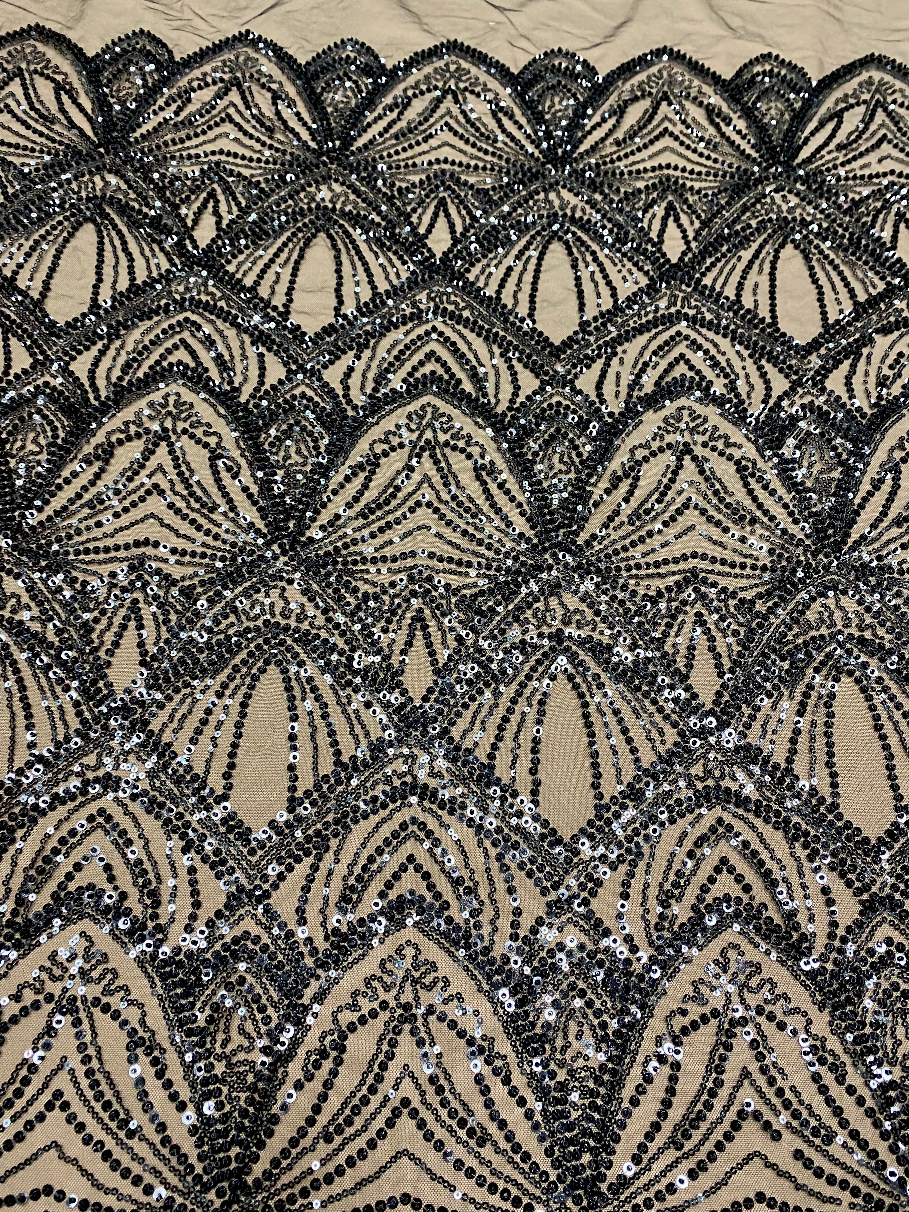 Dantela Couture Neagra cu Model Geometric, cu Perle si Margele