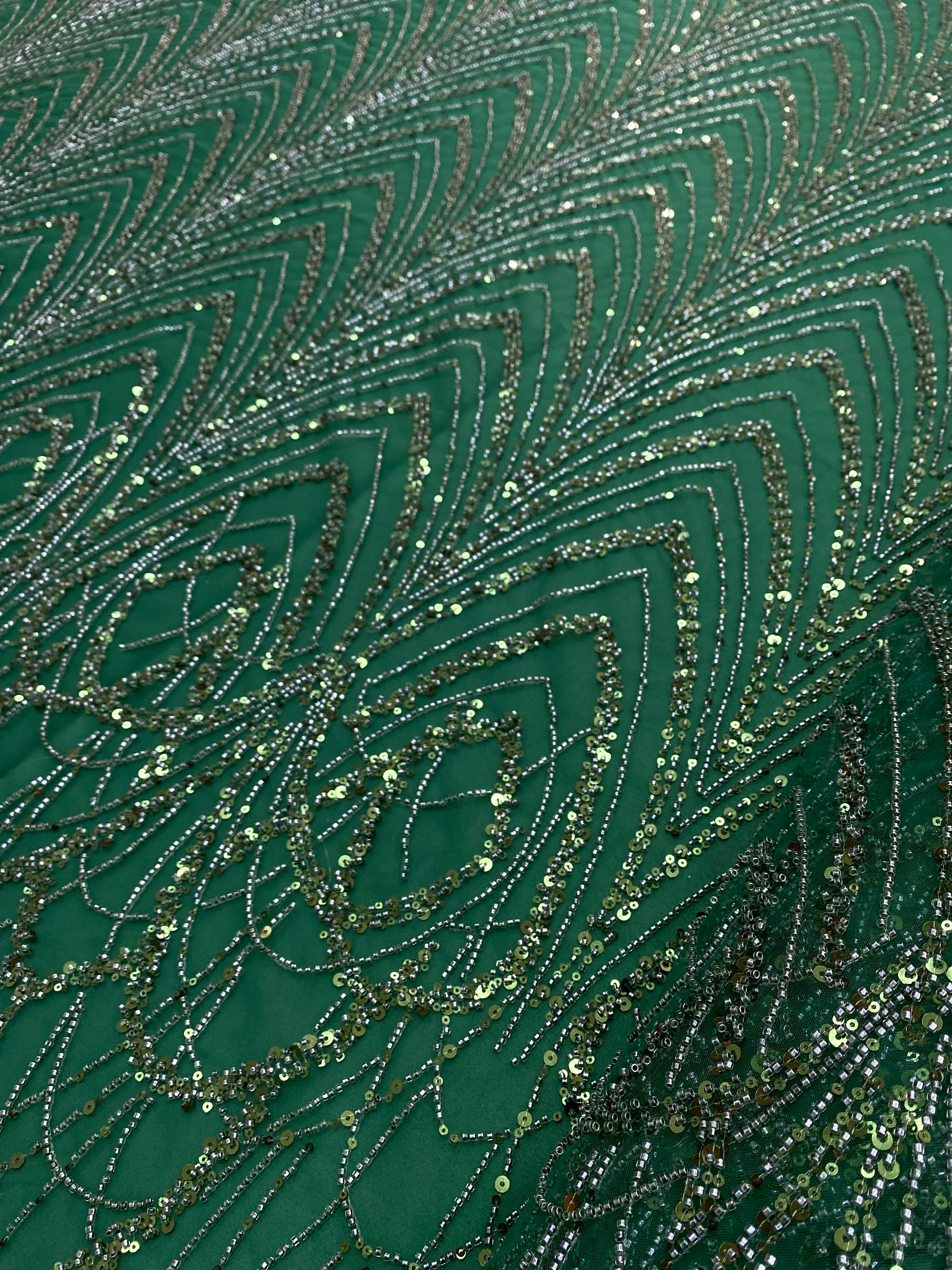 Dantela Couture Smaragdzöld Geometriai Mintával Gyöngyökkel és Flitterekkel