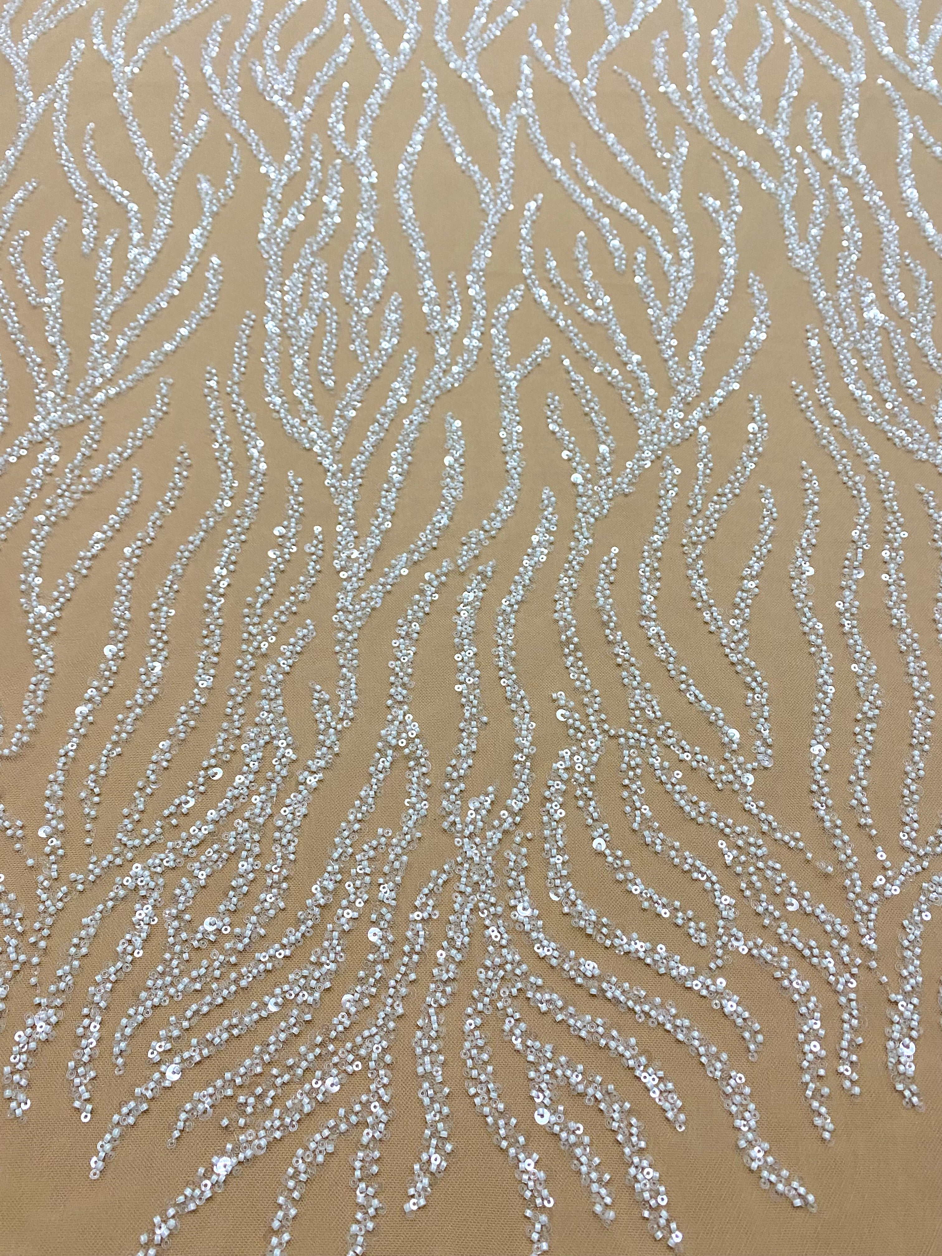 Cupon 1.56 m din Dantela Couture Ivory pe Tulle Nude cu Siraguri, cu Margele si Paiete