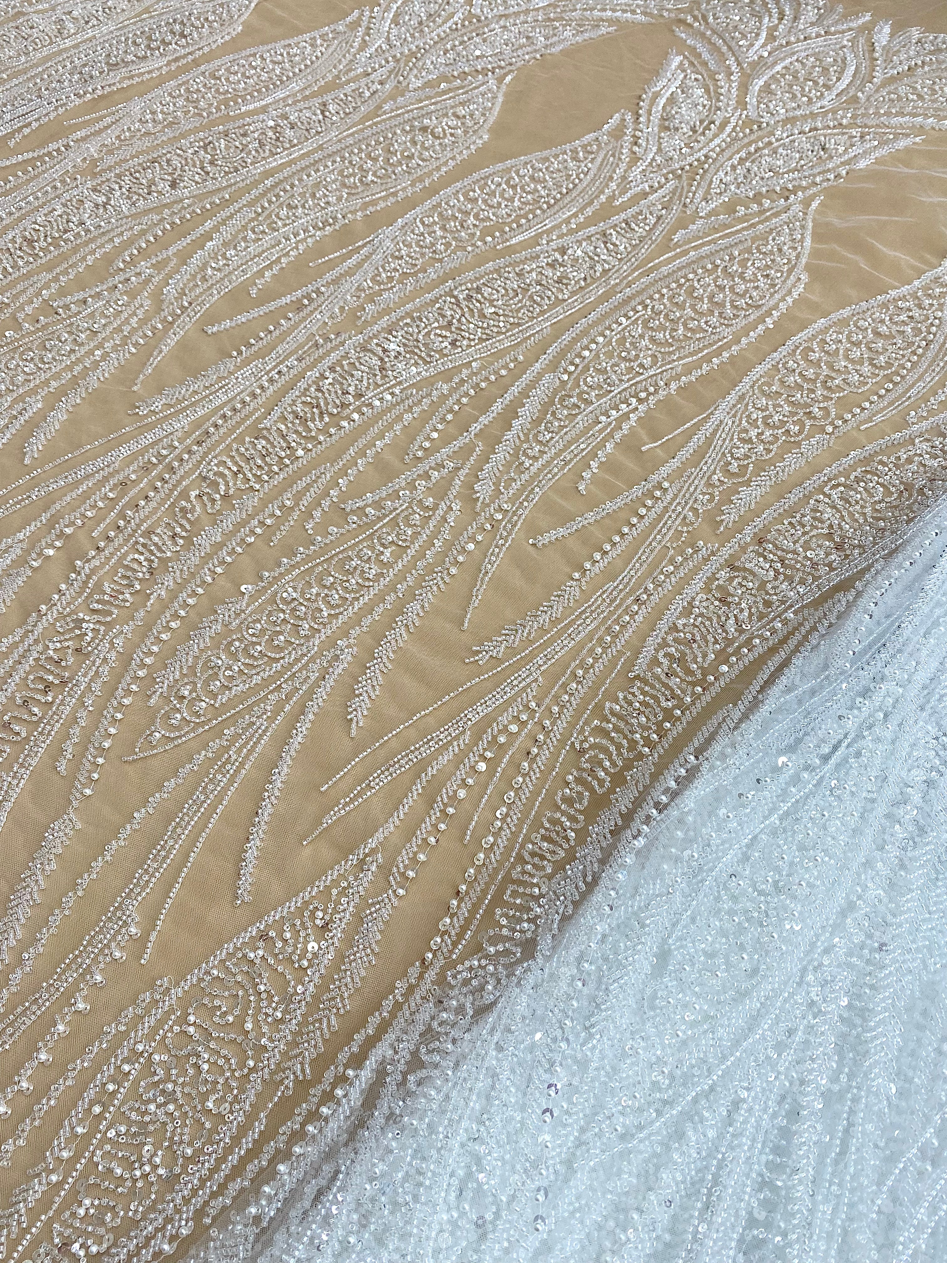 Dantela Couture Diamond cu Panou cu Perle, Margele si Paiete