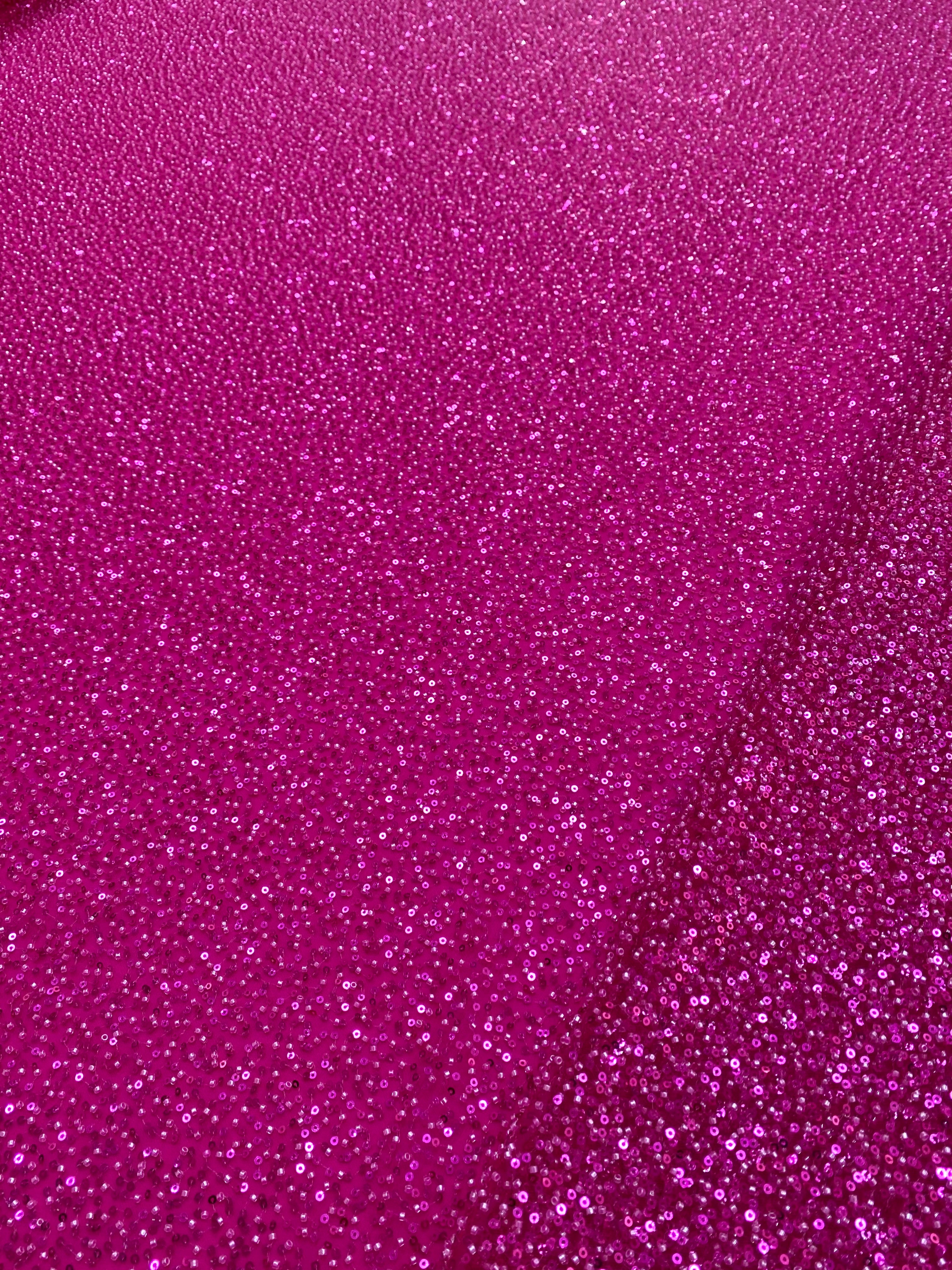 Dantela Couture Fucsia cu Model General, cu Margele si Paiete
