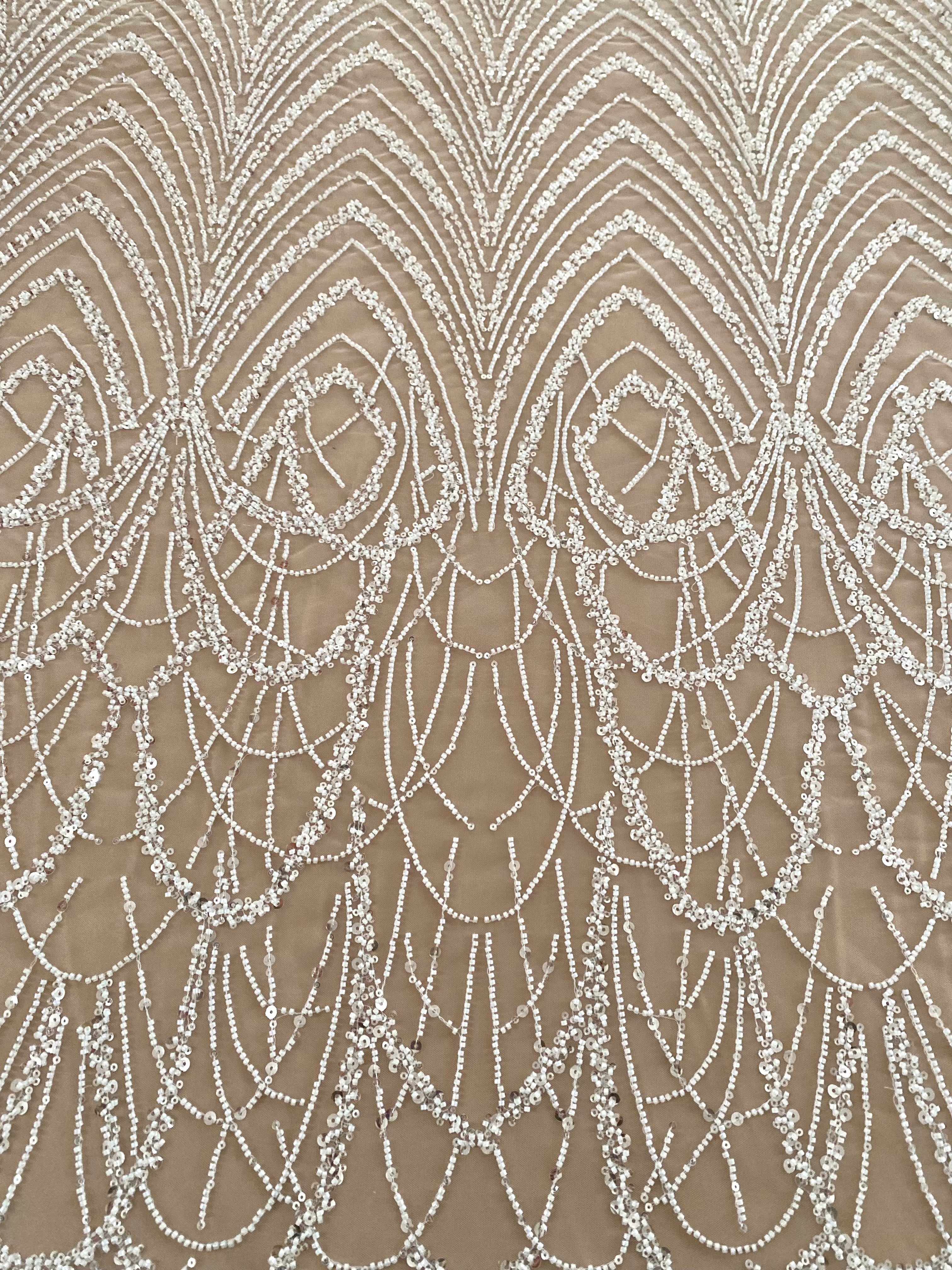 Cupon 2.30 m din Dantela Couture Ivory cu Model Geometric cu Margele si Paiete
