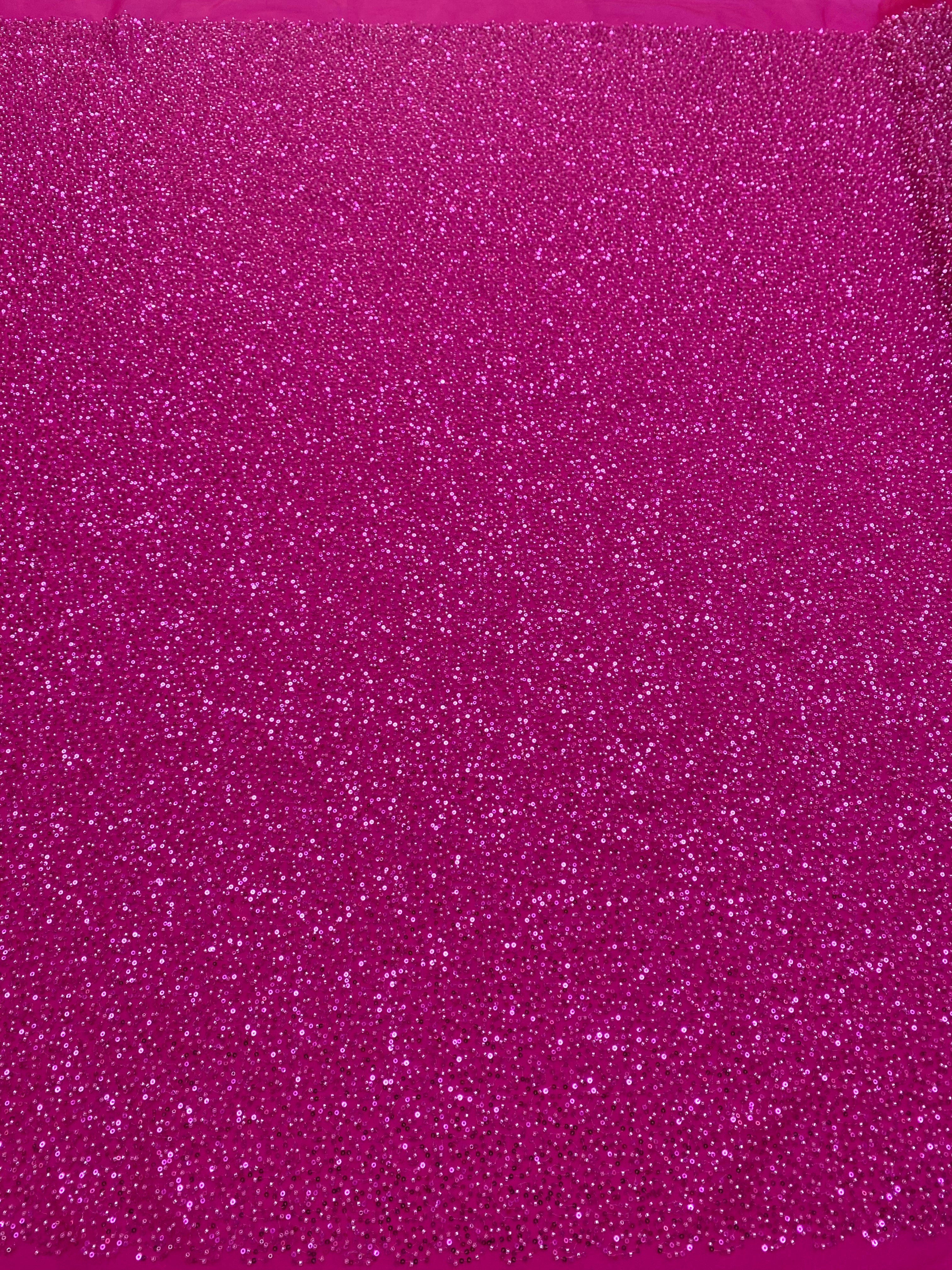 Dantela Couture Fucsia cu Model General, cu Margele si Paiete